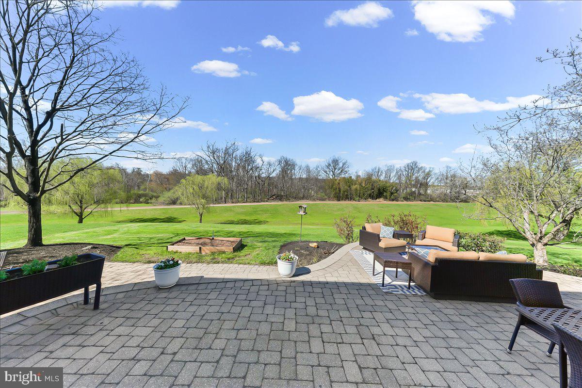 MEADOWS AT VALLEYFRG - Residential