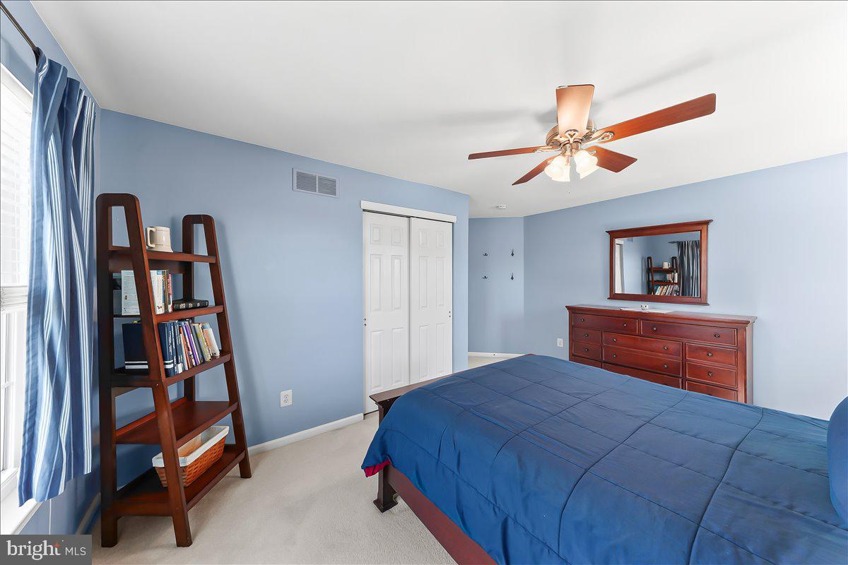 MEADOWS AT VALLEYFRG - Residential