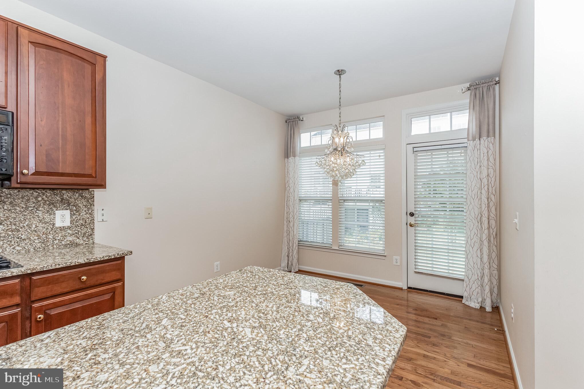 ASHBURN VILLAGE - Residential Lease