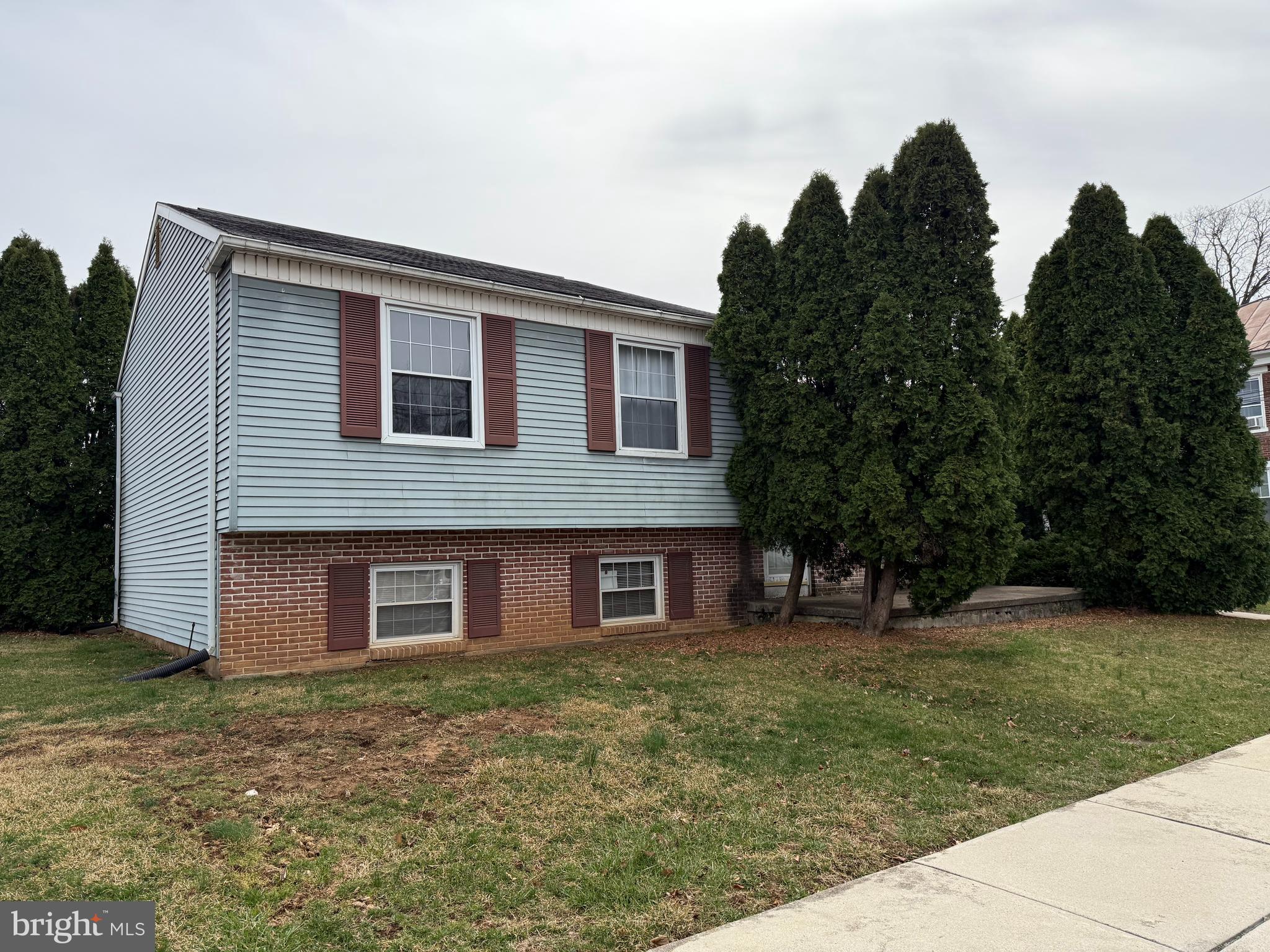 Perfect Investment Opportunity Knocks in Shiremanstown!
Located in the desirable Mechanicsburg School District, this spacious 4-bedroom, 2-bath split-level home is ready for its next chapter. Nestled on a large, level lot, the property features a 2-car garage and the opportunity to create your own backyard oasis with an above-ground pool and slide—perfect for summer fun, once fully restored. Inside, you’ll find plenty of space to create the home of your dreams. While the property does need some TLC, it offers a fantastic opportunity to build sweat equity and significantly increase its value with your personal touch and updates. With a prime location, a generous yard, and solid bones, this is a rare find for buyers with vision. Don’t miss your chance to transform this home into a showstopper!
With this property being located in a commercial zoning neighborhood, you have the chance to explore a variety of other uses for this home. In addition, there is an extremely large detached two-story service station/garage and an additional detached two-car smaller garage on its own deed that is being listed separately under Vine St, Camp Hill, which enables the buyer to purchase both properties at a package price.