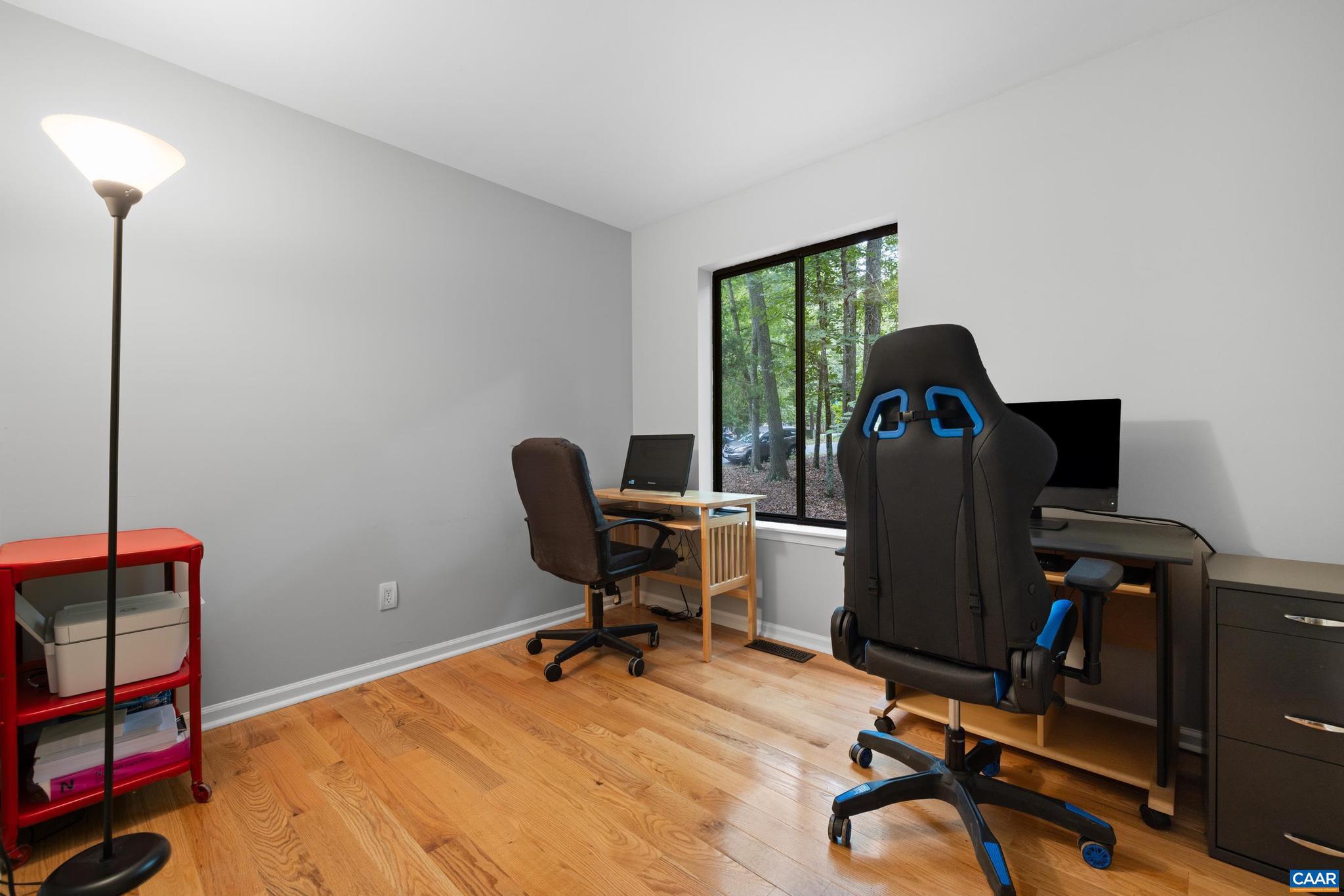 LAKE MONTICELLO - Residential