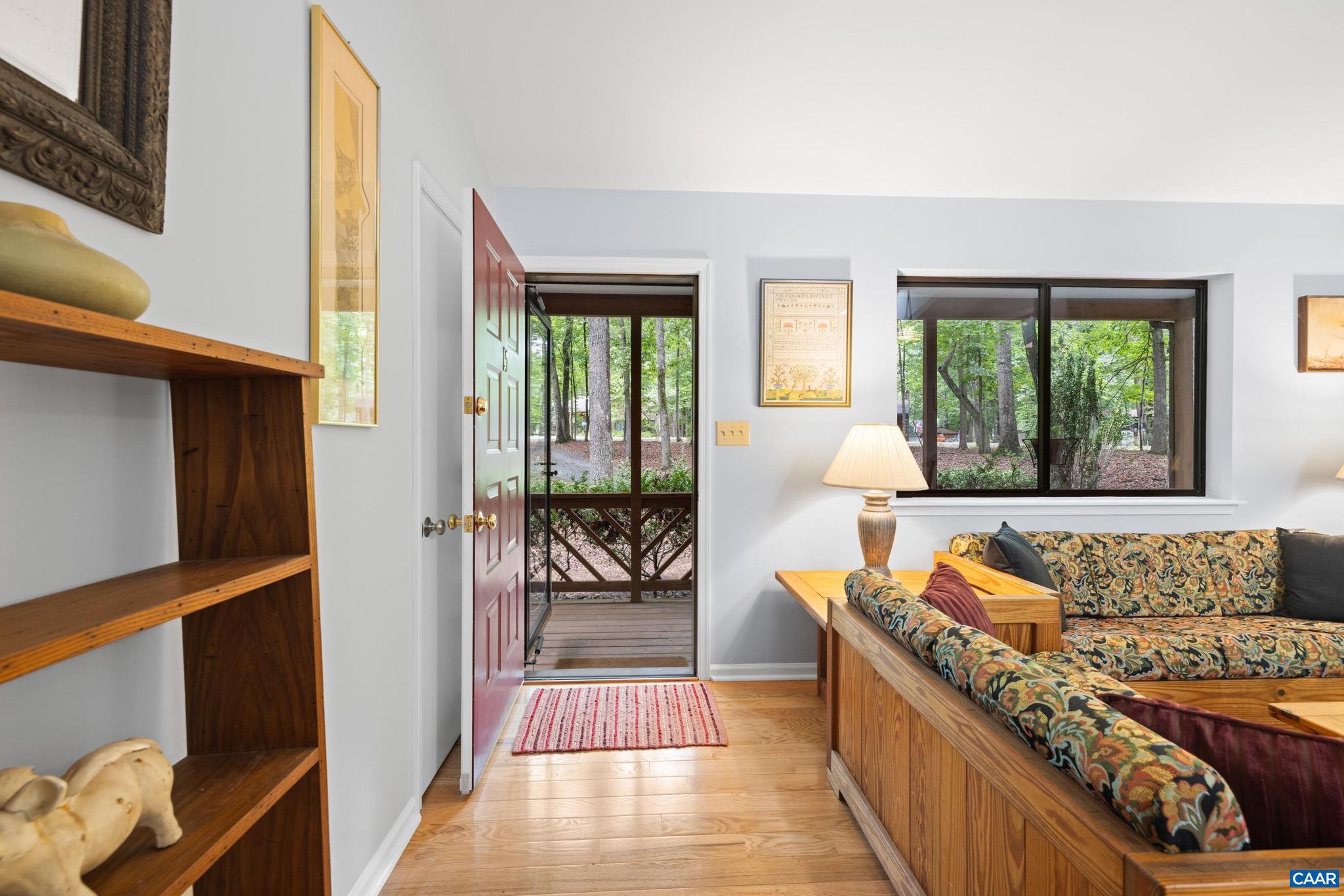 LAKE MONTICELLO - Residential