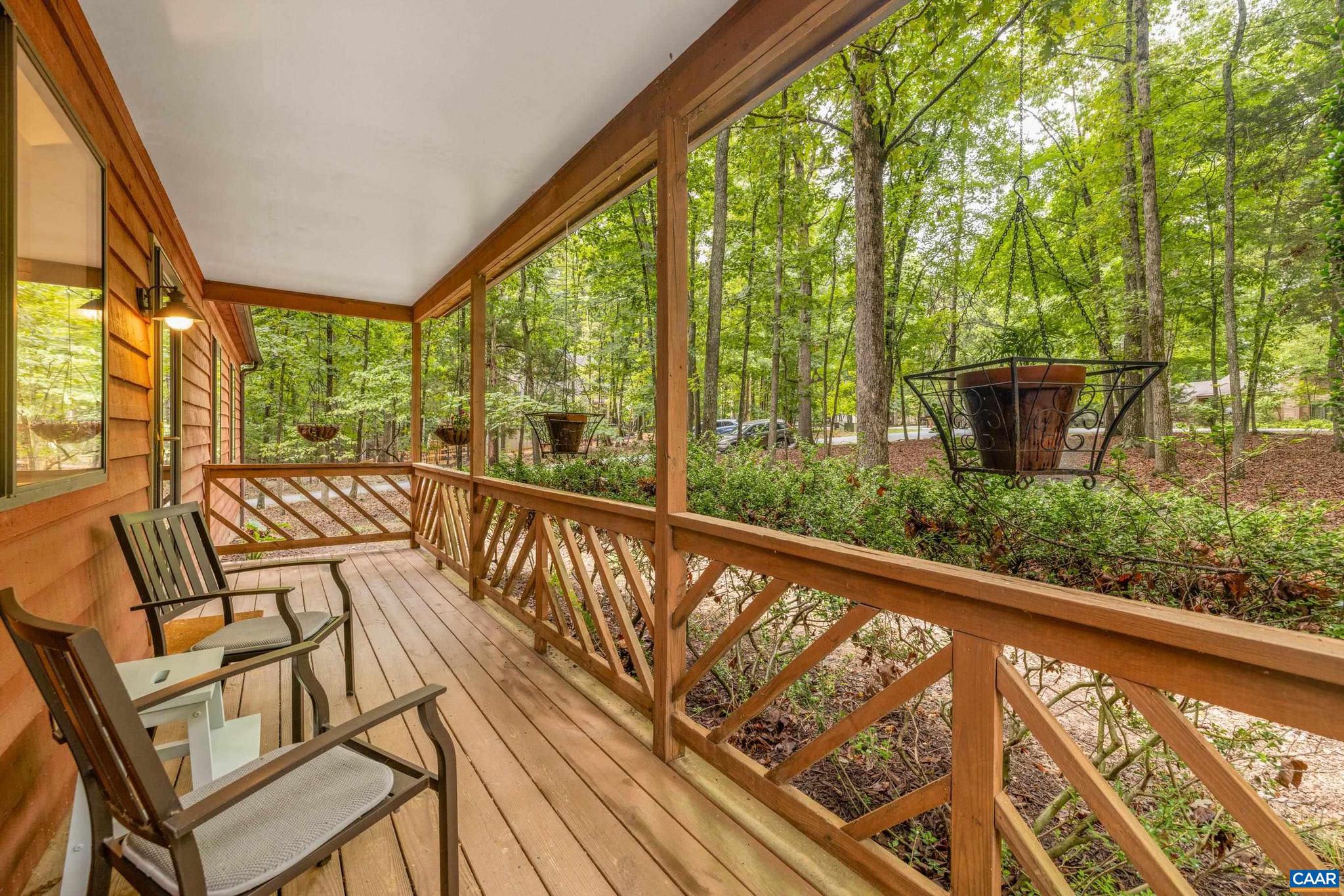 LAKE MONTICELLO - Residential