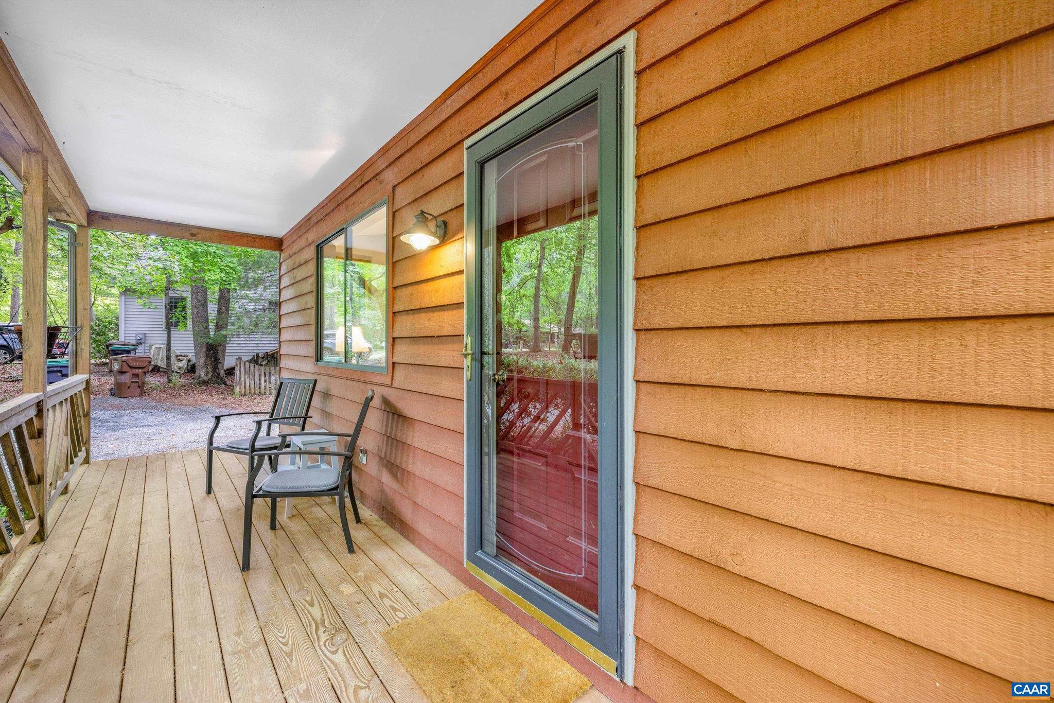 LAKE MONTICELLO - Residential