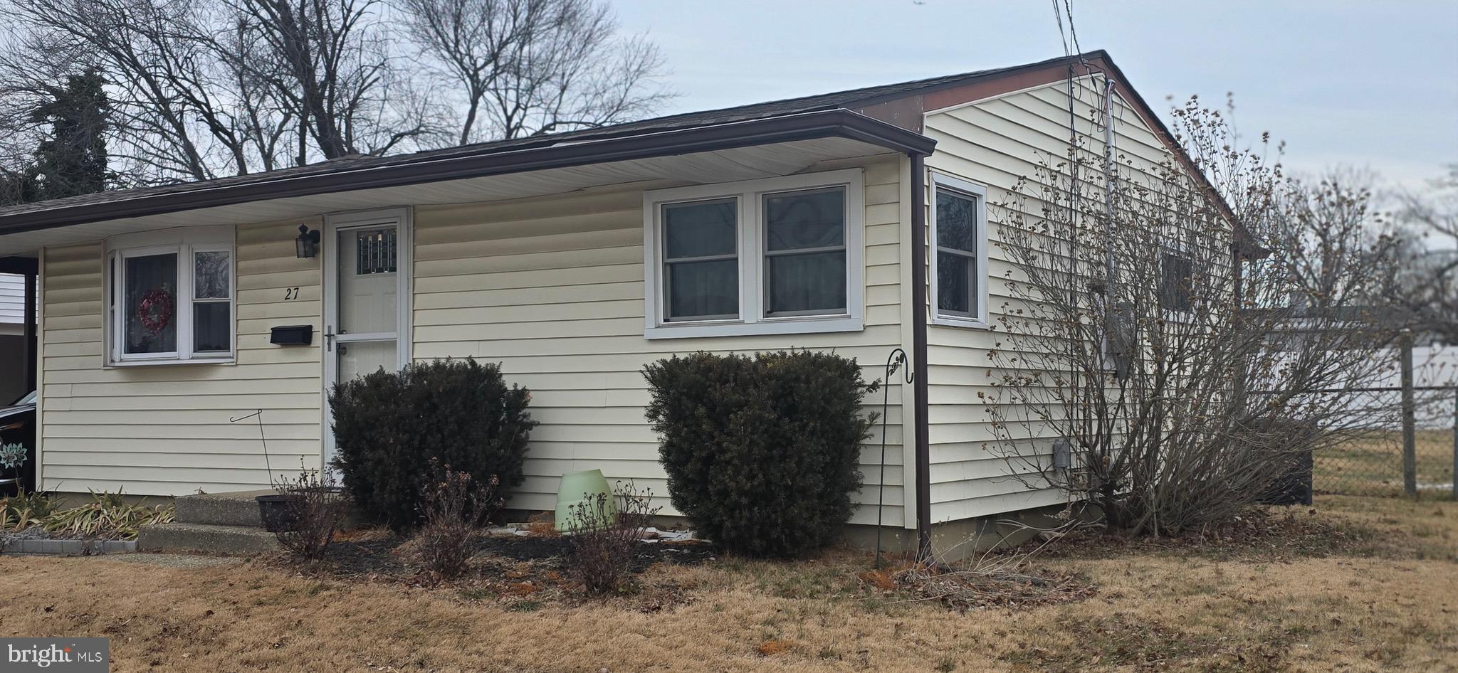 27 INDIAN QUEEN LANE