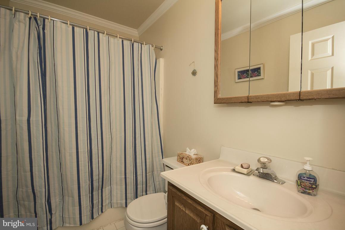 SANDY OAKS - Residential