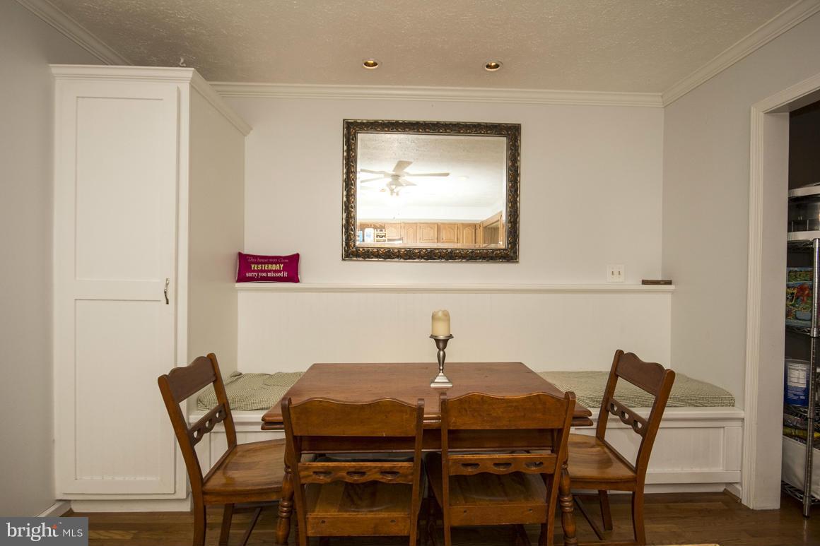 SANDY OAKS - Residential