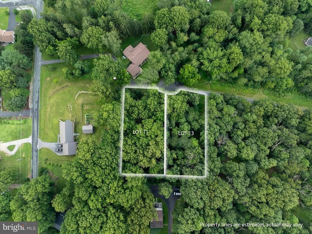 Photo of 11 Mary Ann Trail, FAIRFIELD, PA 17320 (MLS # PAAD2020114)