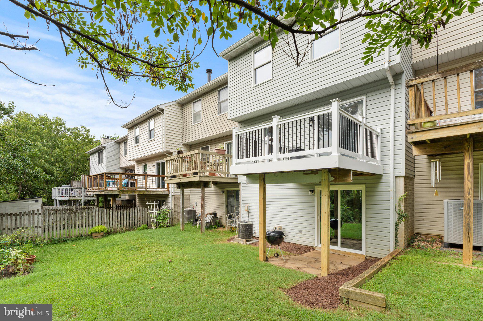 311 SLOPING WOODS COURT