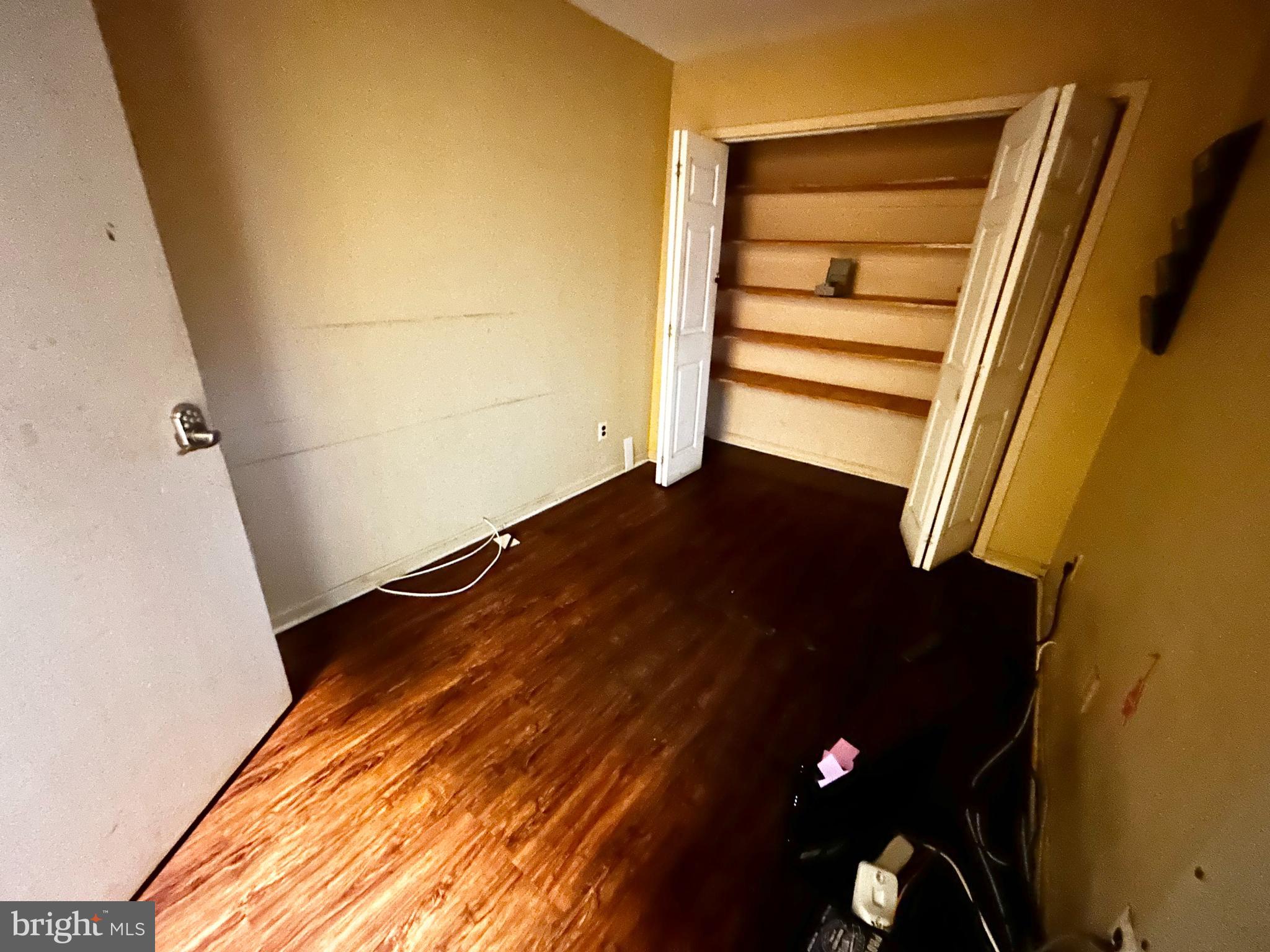 POWELTON VILLAGE - Commercial Lease