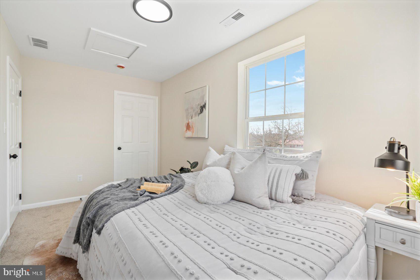 SPARROWS POINT MANOR - Residential