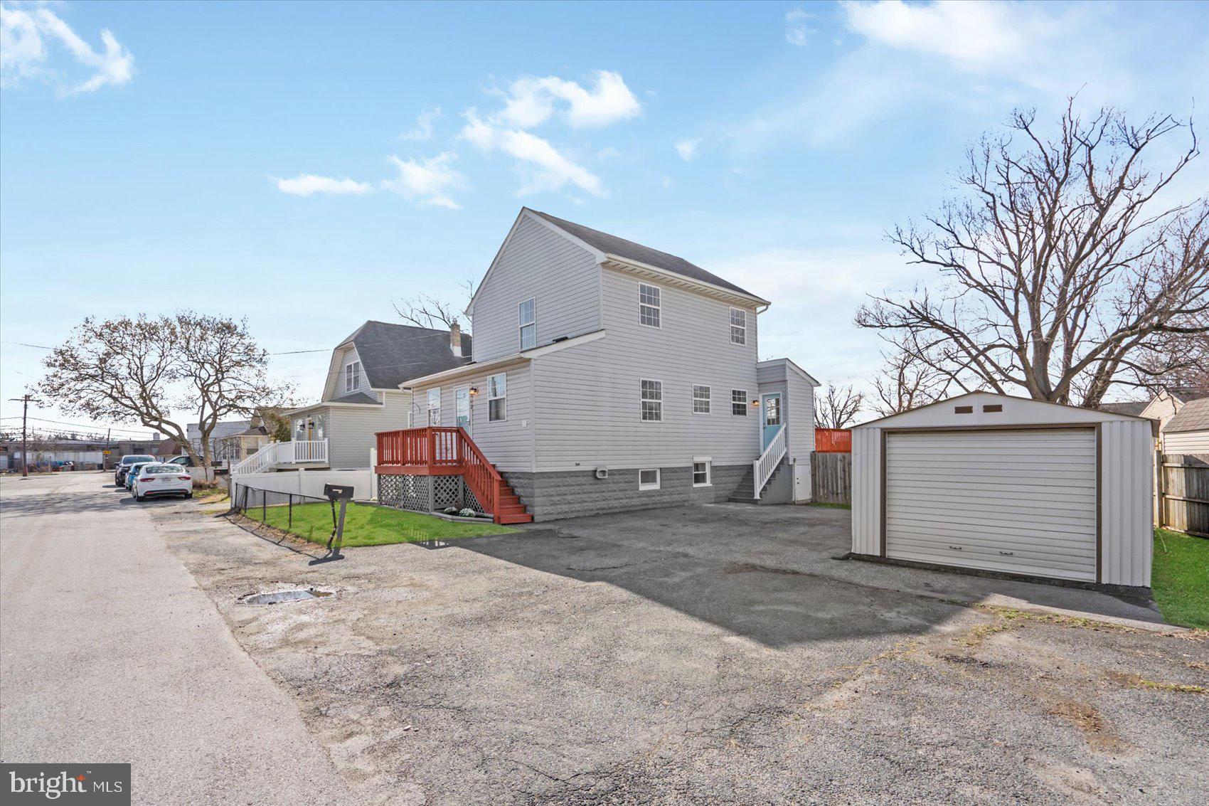 SPARROWS POINT MANOR - Residential