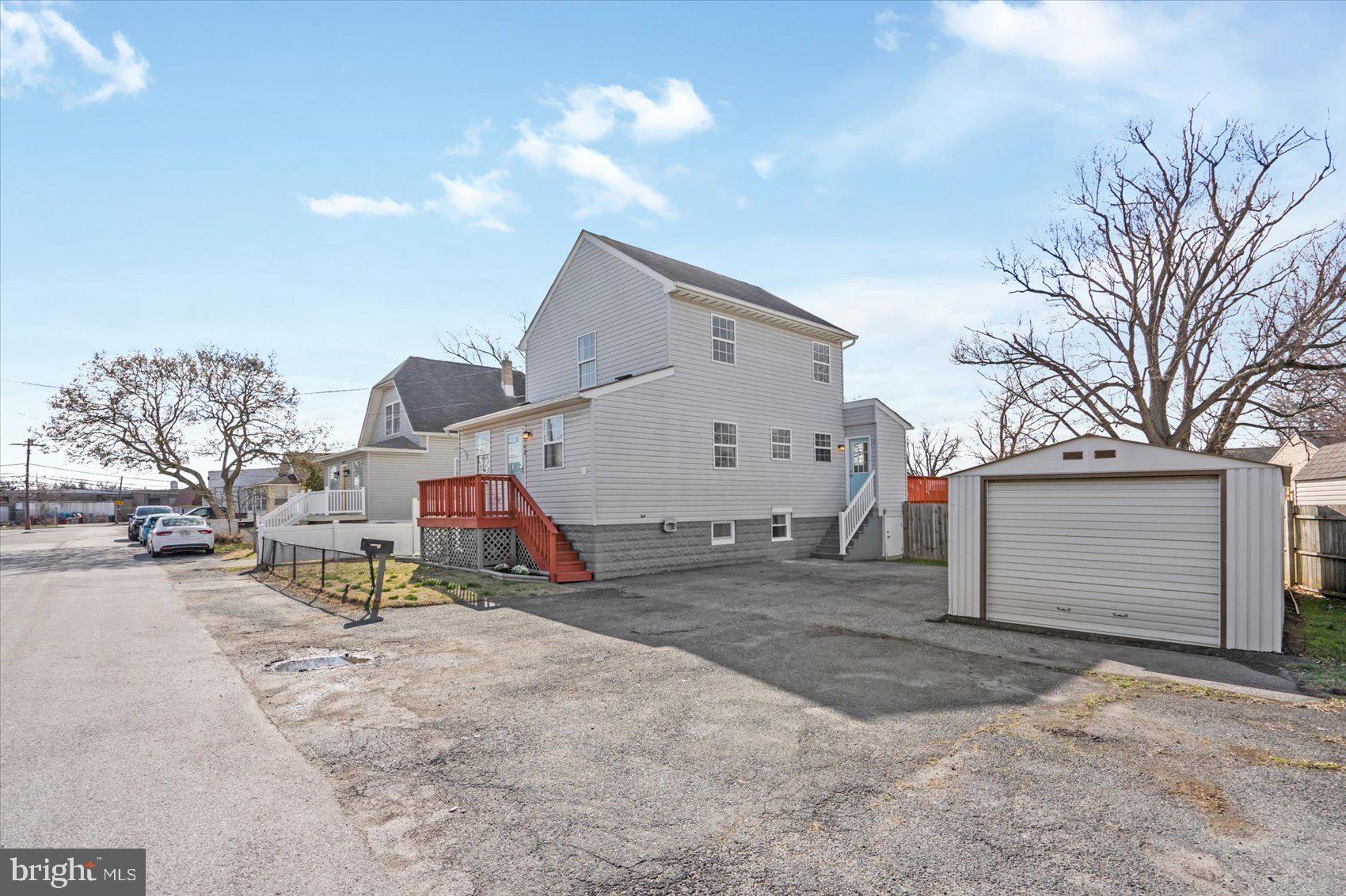 SPARROWS POINT MANOR - Residential