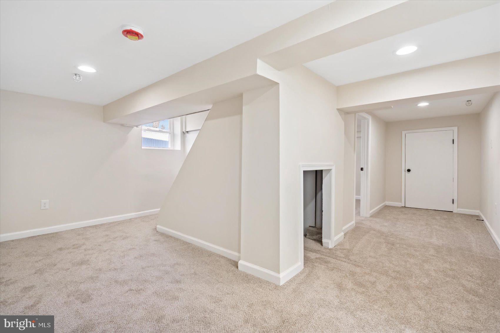 SPARROWS POINT MANOR - Residential