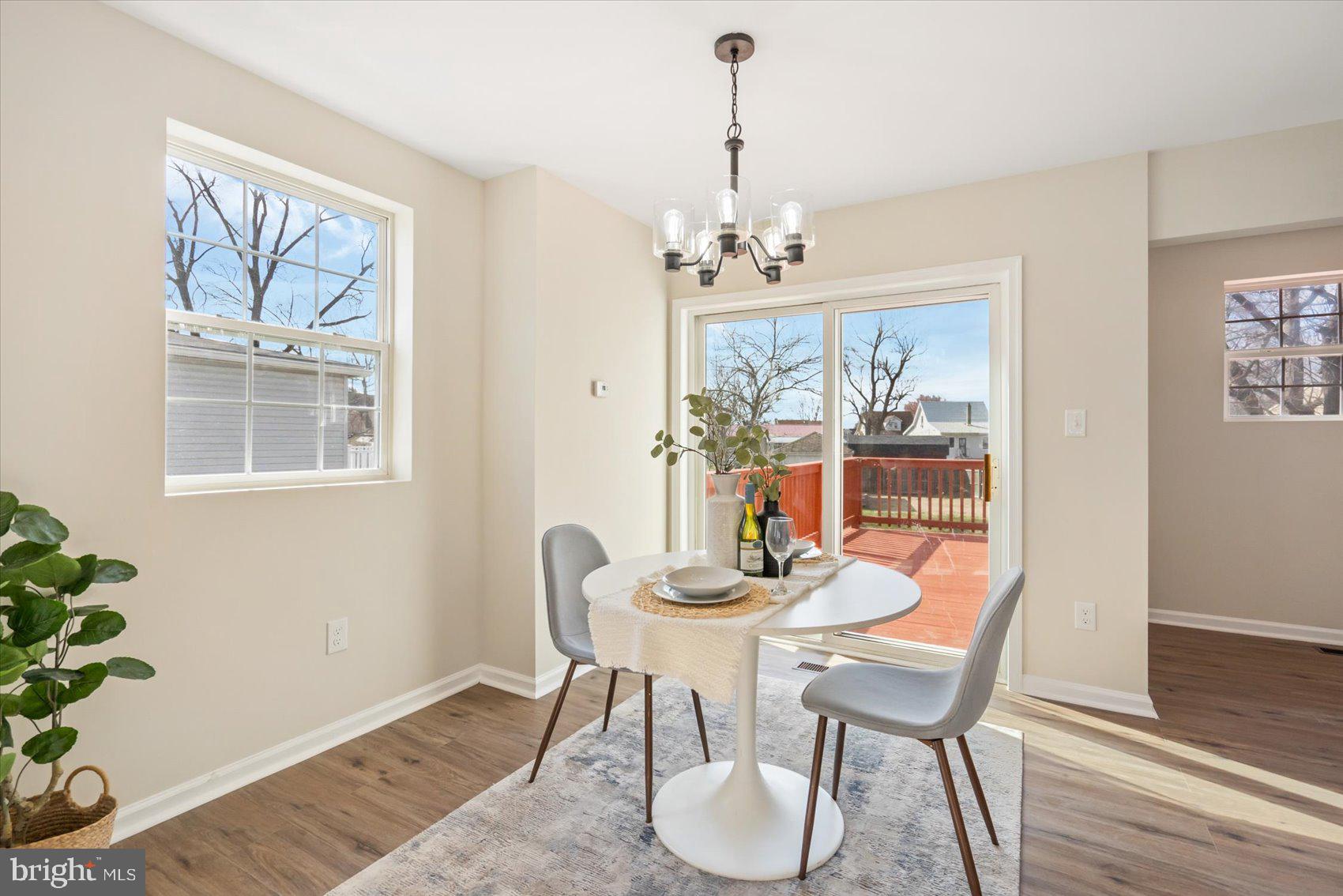 SPARROWS POINT MANOR - Residential