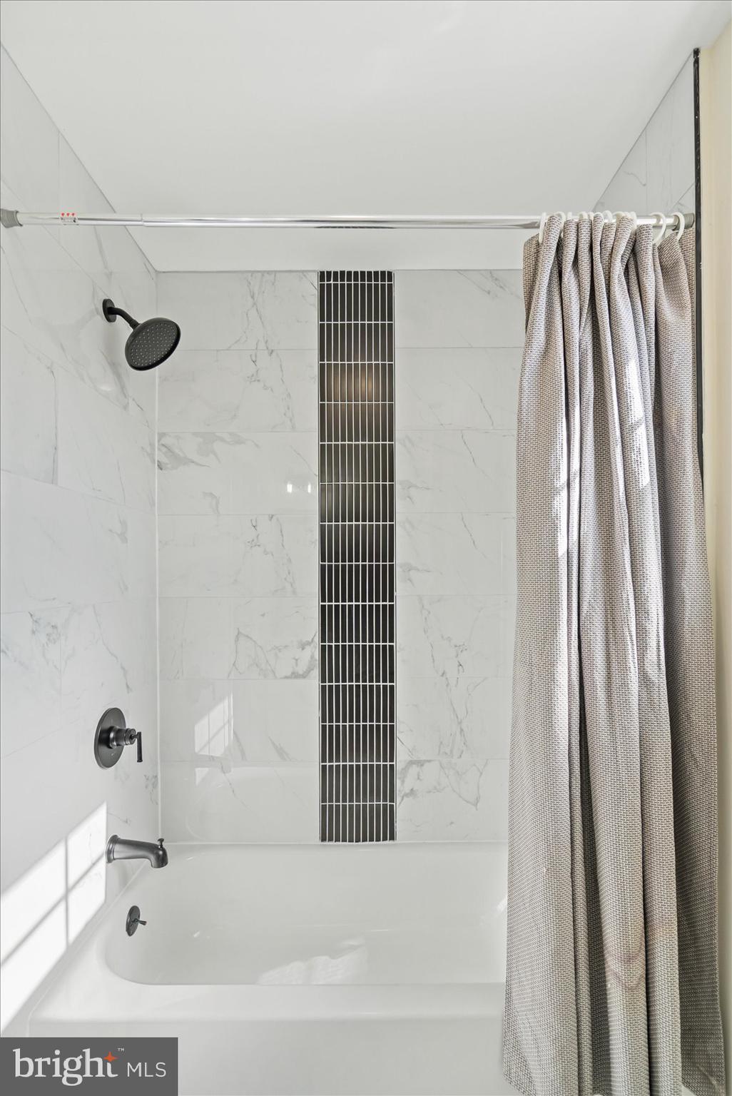 SPARROWS POINT MANOR - Residential