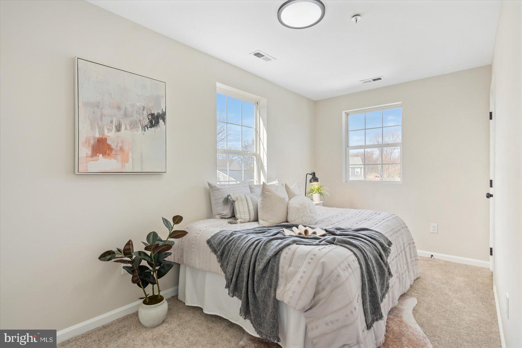 SPARROWS POINT MANOR - Residential