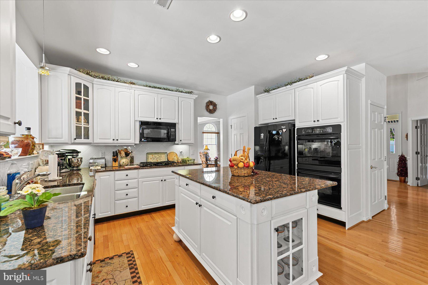 BETHANY LAKES - Residential