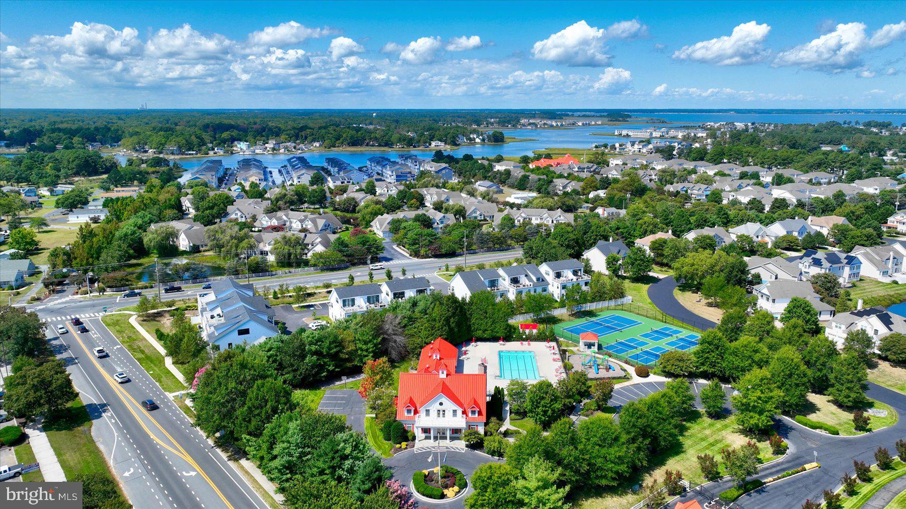 BETHANY LAKES - Residential