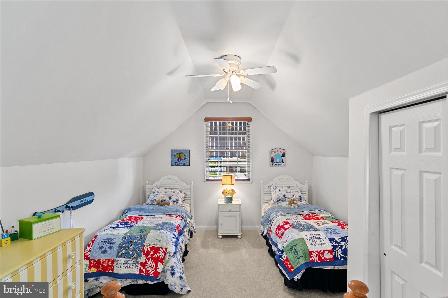 BETHANY LAKES - Residential