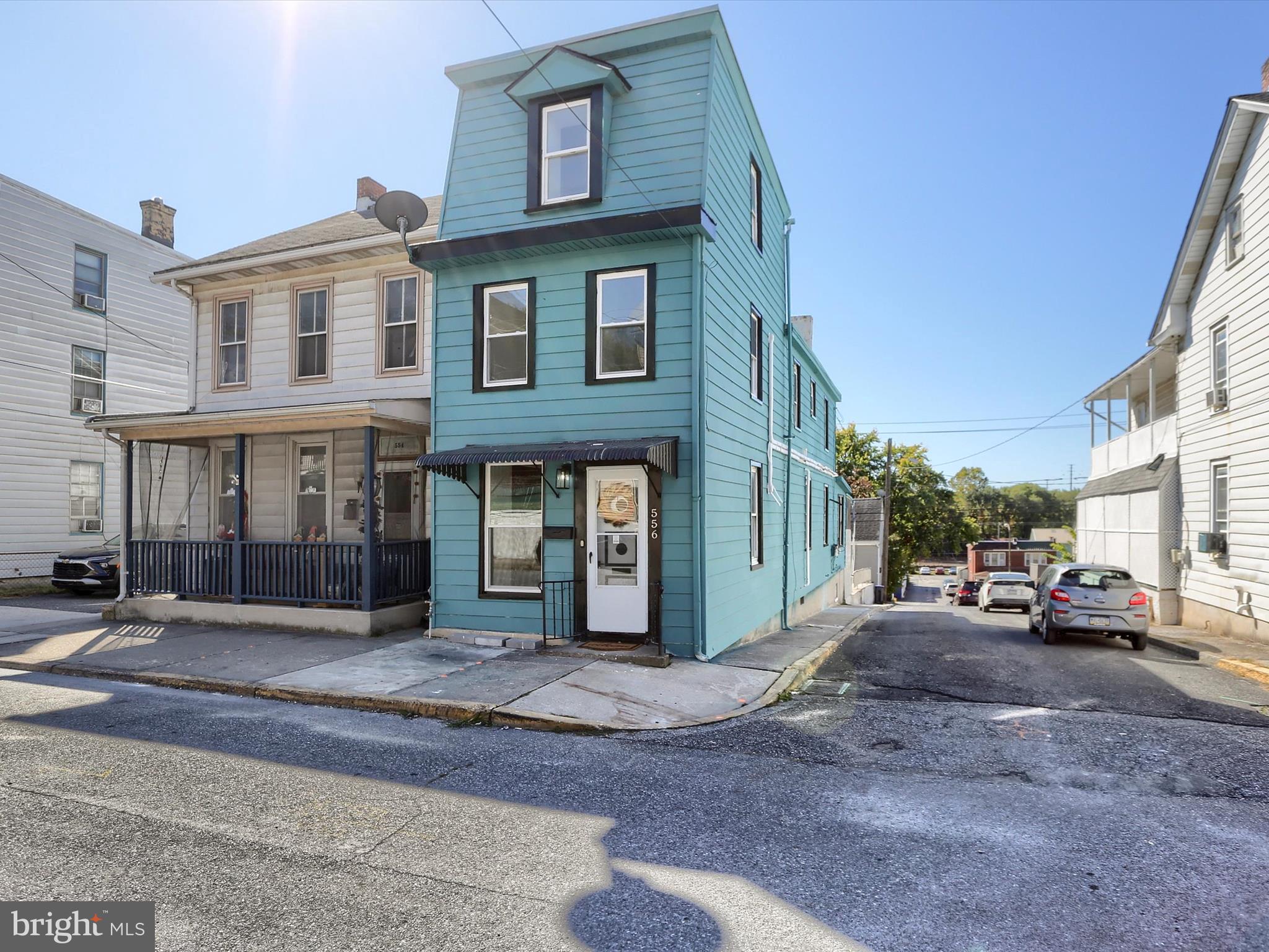 556 N 2ND STREET