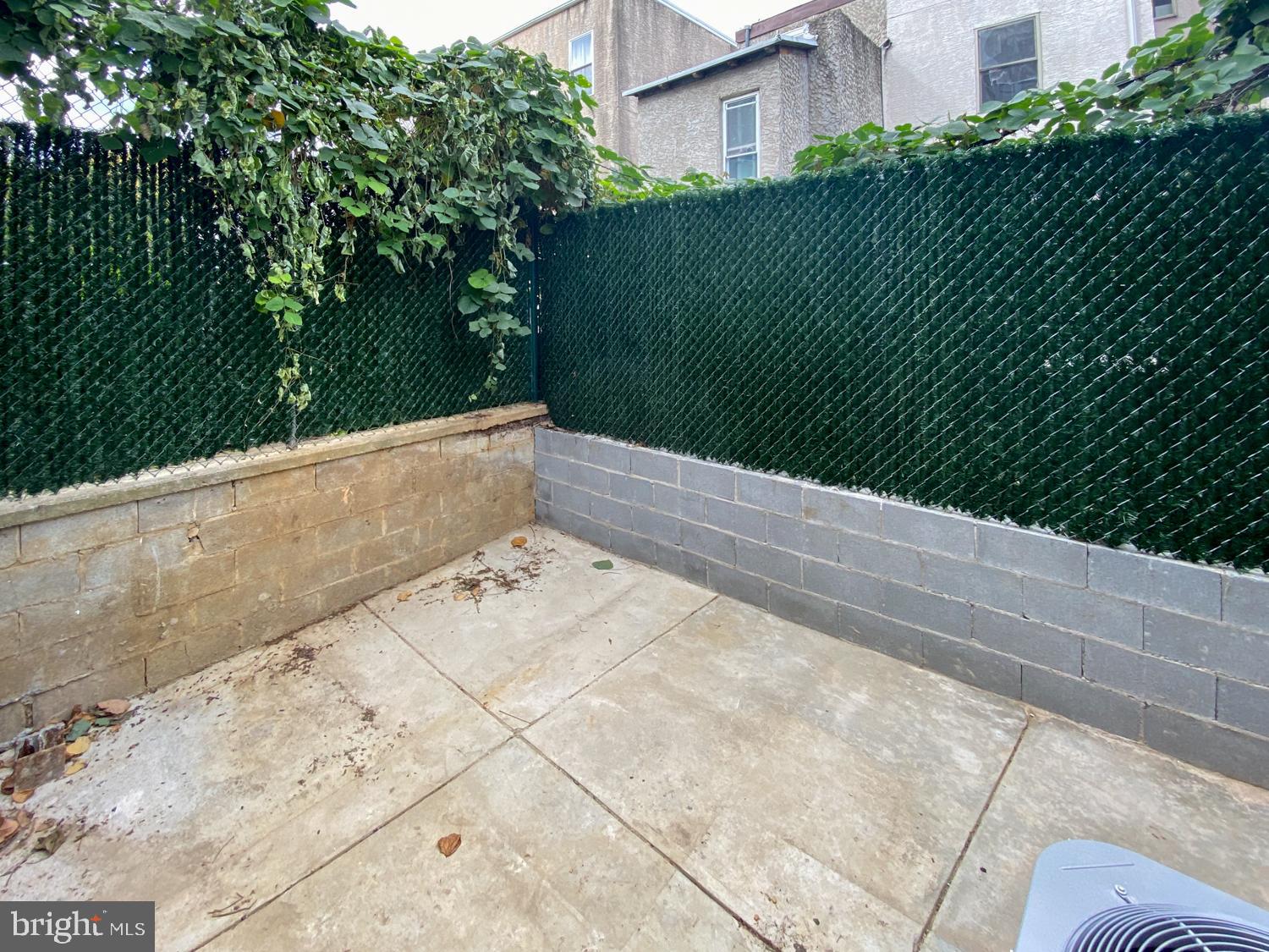 1715 W BERKS STREET 1