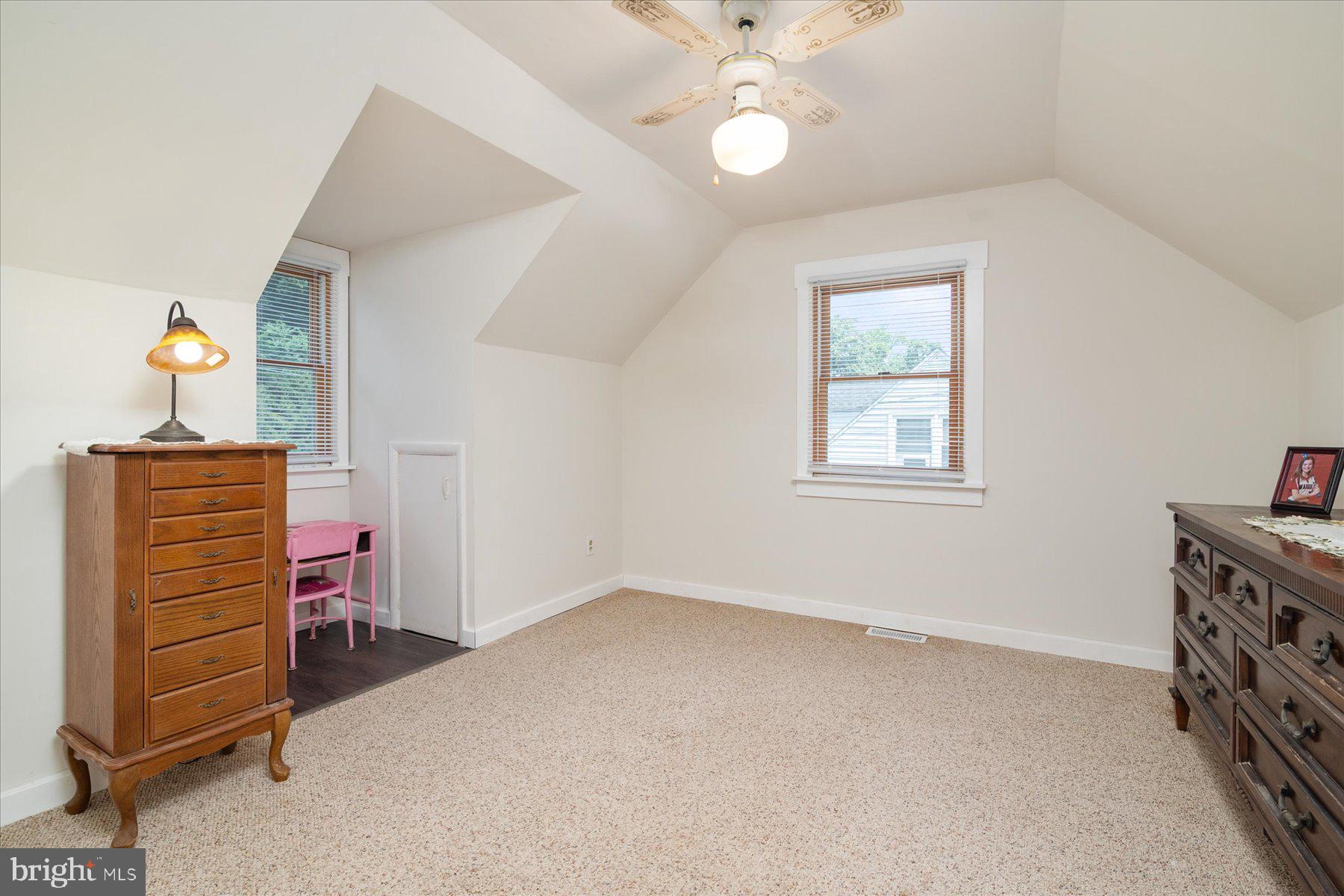 TOLLGATE - Residential