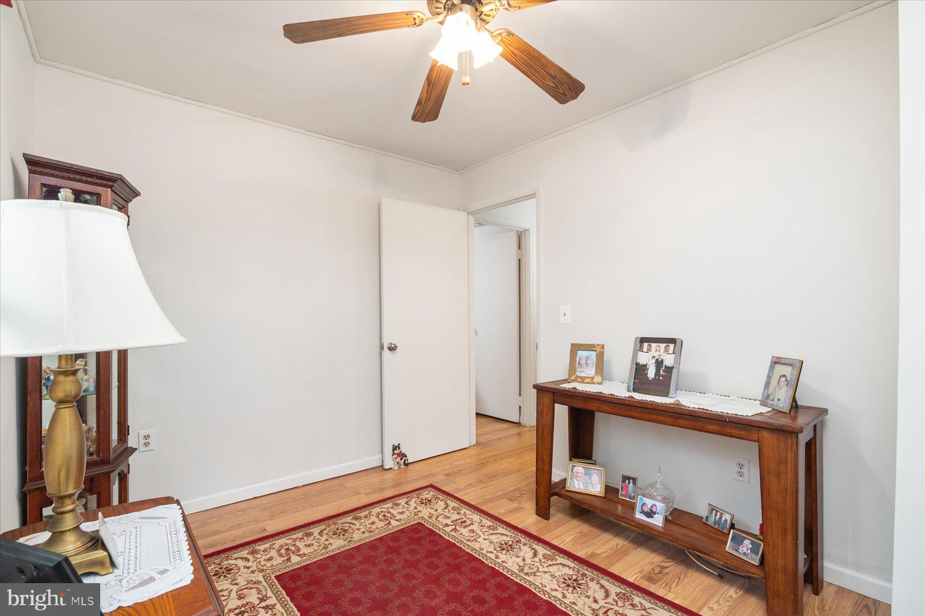 TOLLGATE - Residential