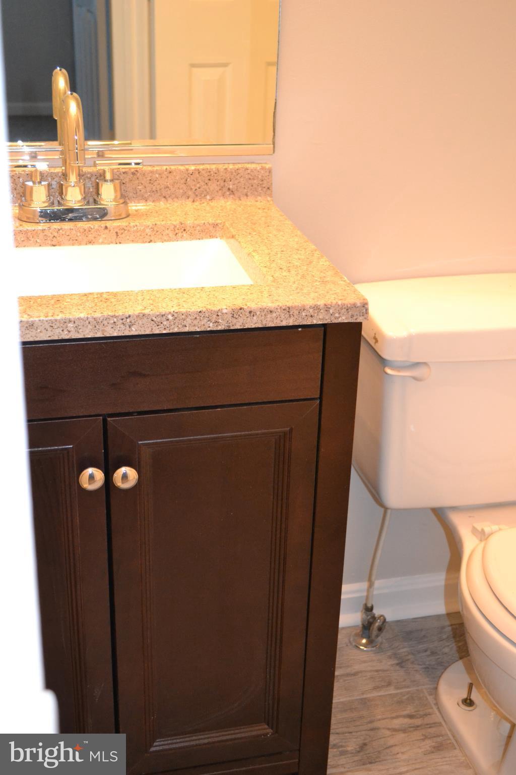 CHARLESTOWN COMMONS - Residential Lease