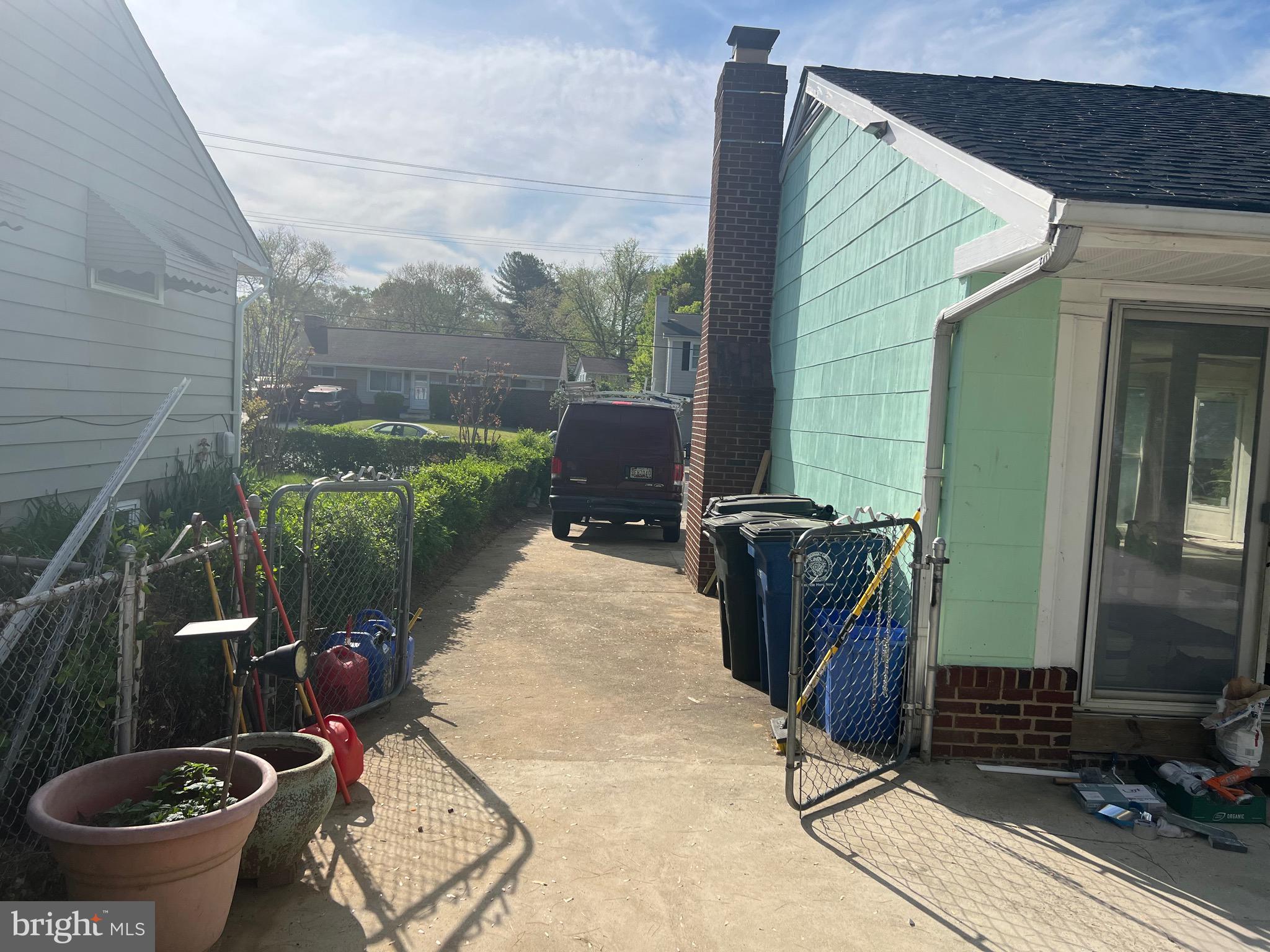 BROOKHAVEN - Residential