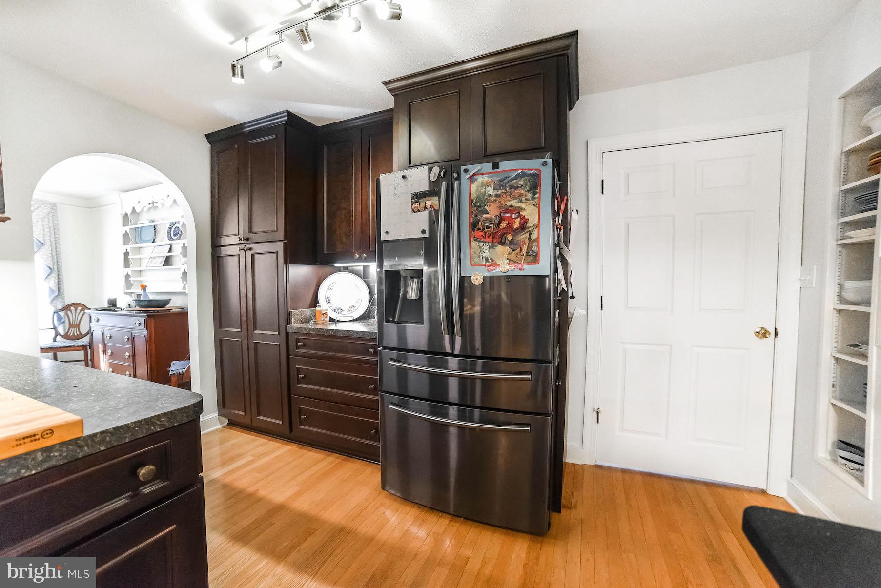 CHESTNUT HILLS - Residential