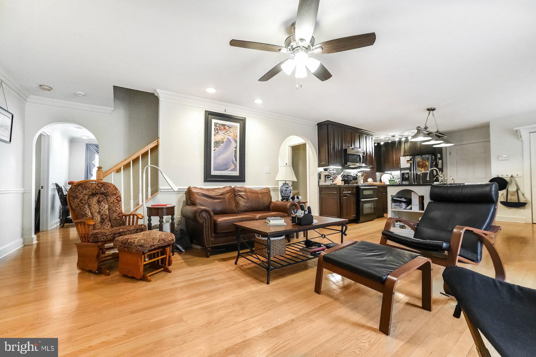 CHESTNUT HILLS - Residential