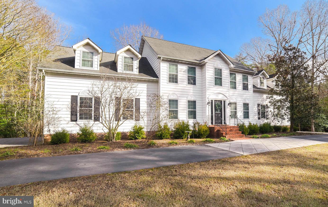 CHESTNUT HILLS - Residential