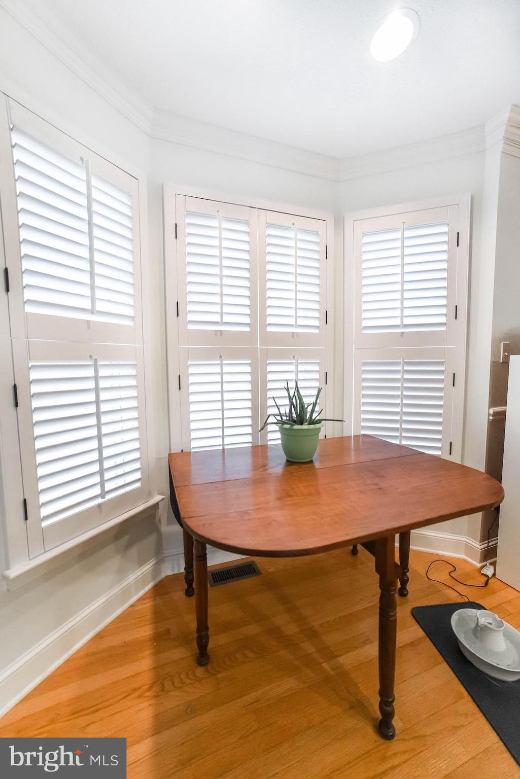 CHESTNUT HILLS - Residential