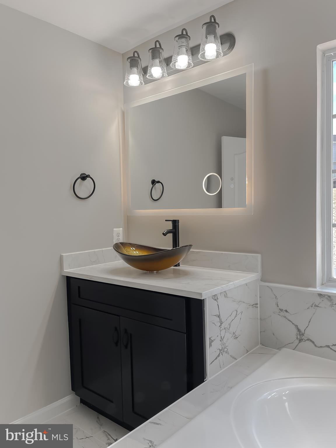 OXON RUN HILLS - Residential