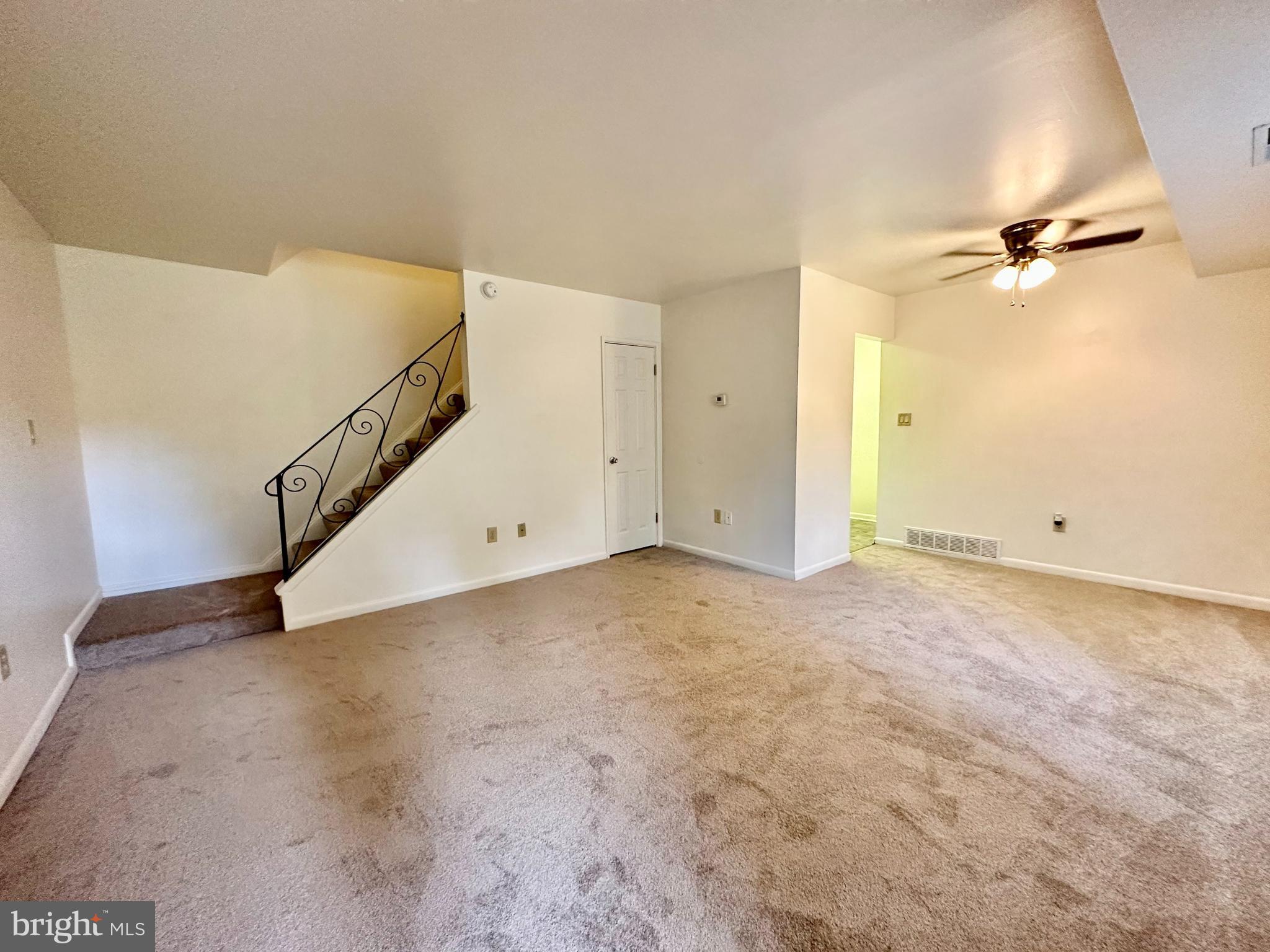 NORTHSIDE TOWNHOUSE APARTMENTS - Residential Lease