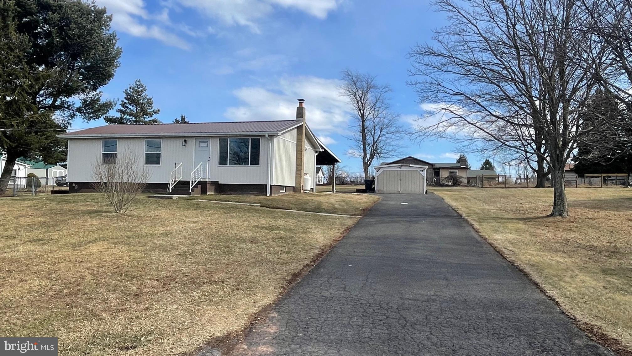 SUNRISE SUMMIT - Residential