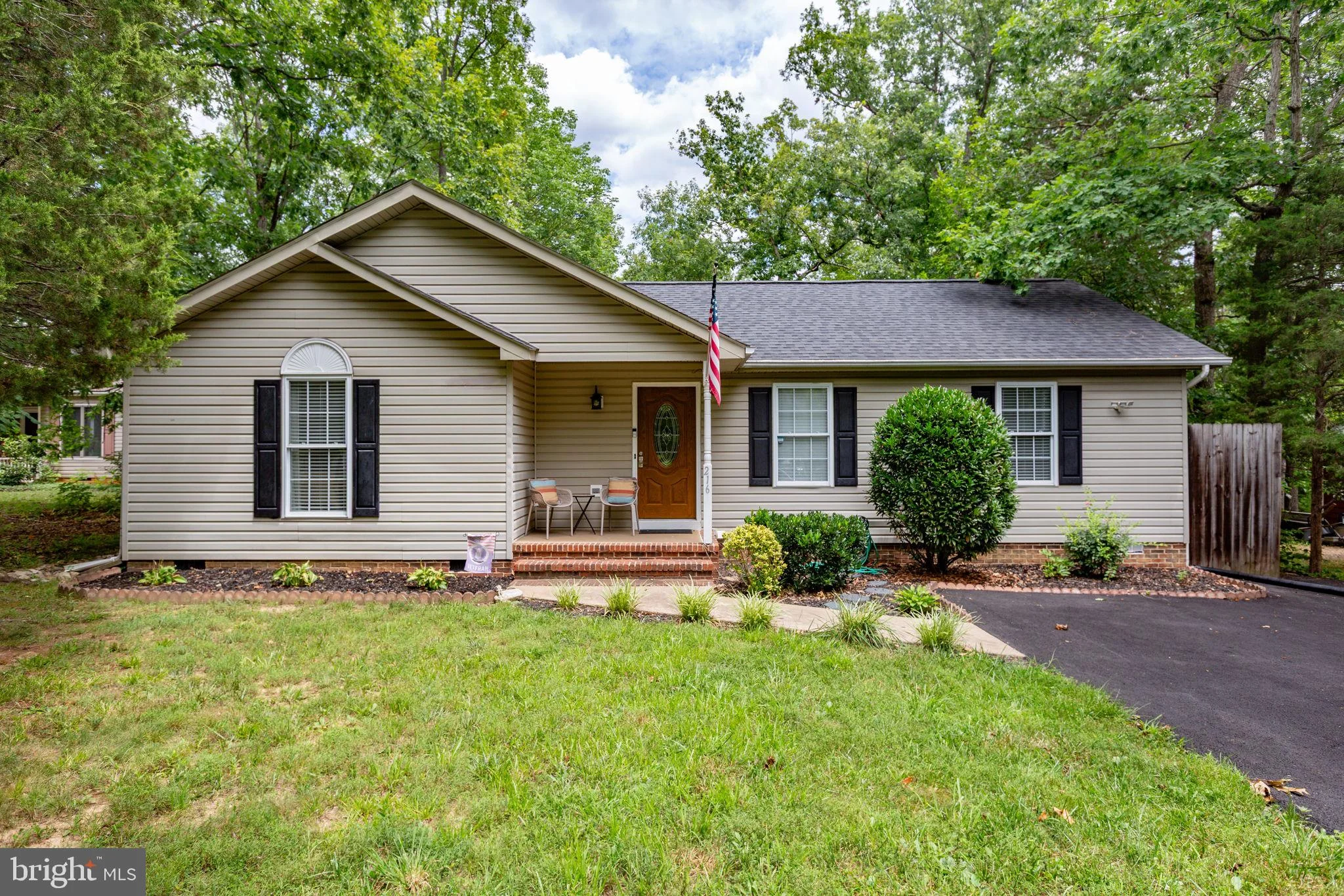 216 Fairfax Lane, Locust Grove, VA, 22508