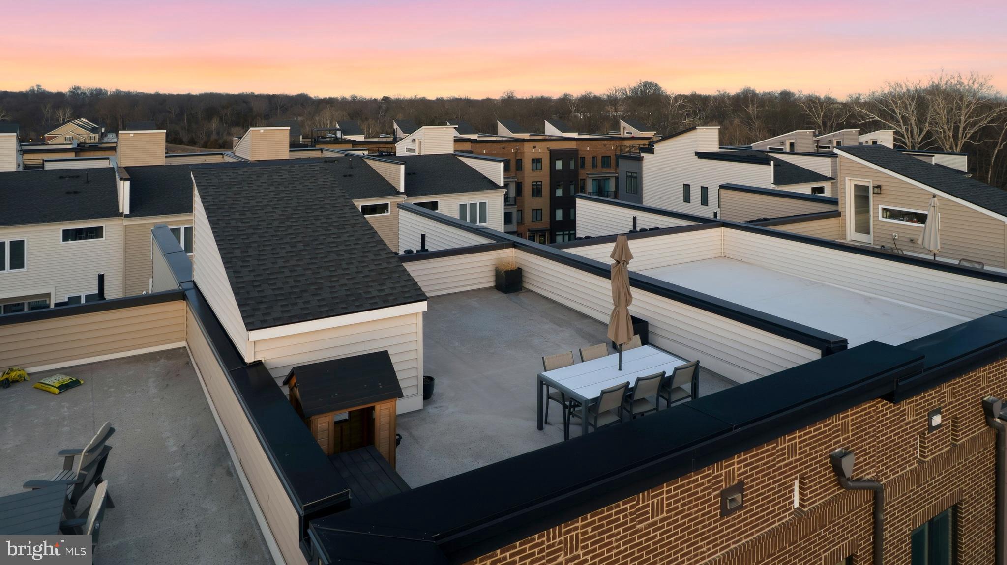 43182 MONGOLD SQUARE