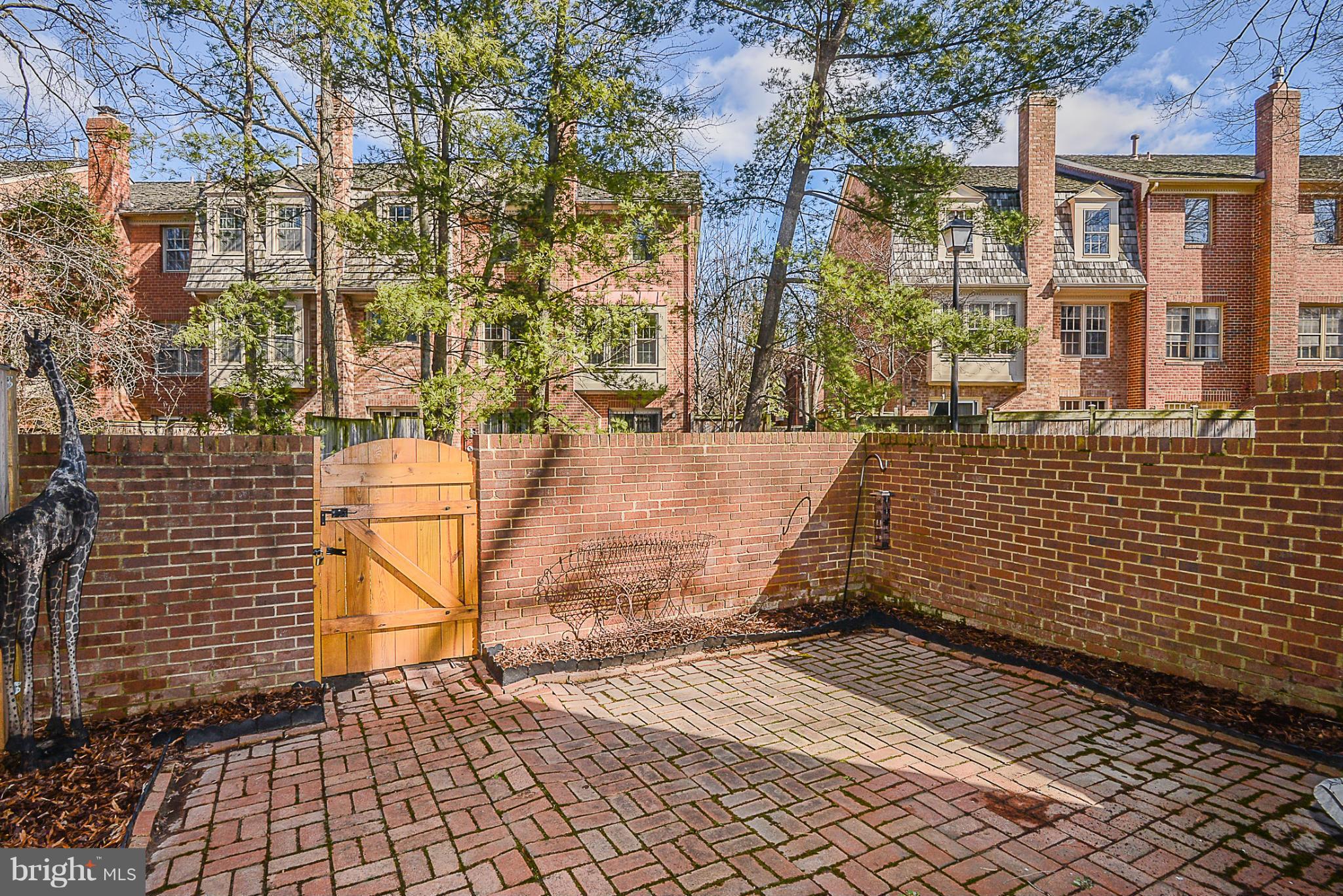 SEMINARY HEIGHTS - Residential