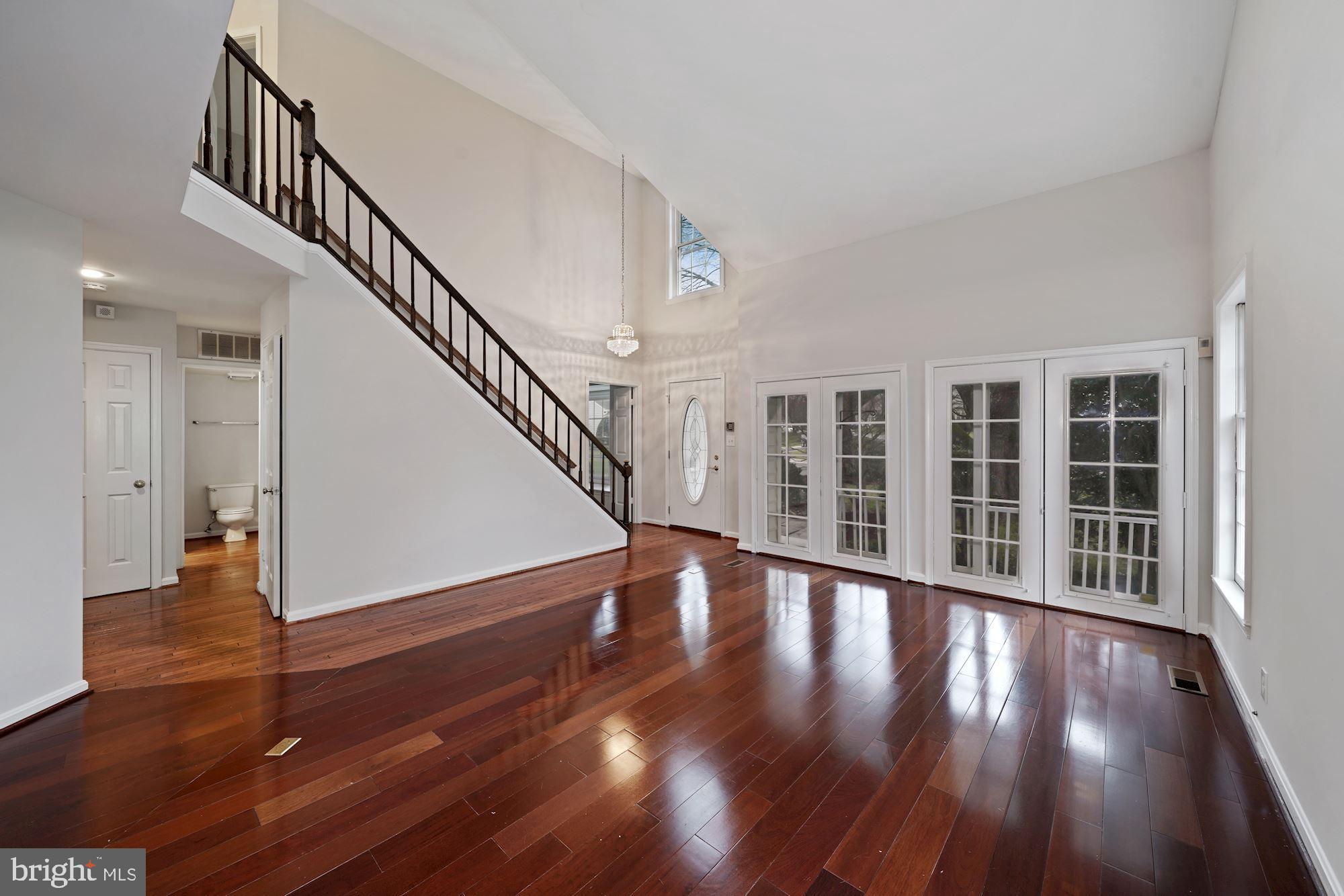 HALLOWELL - Residential