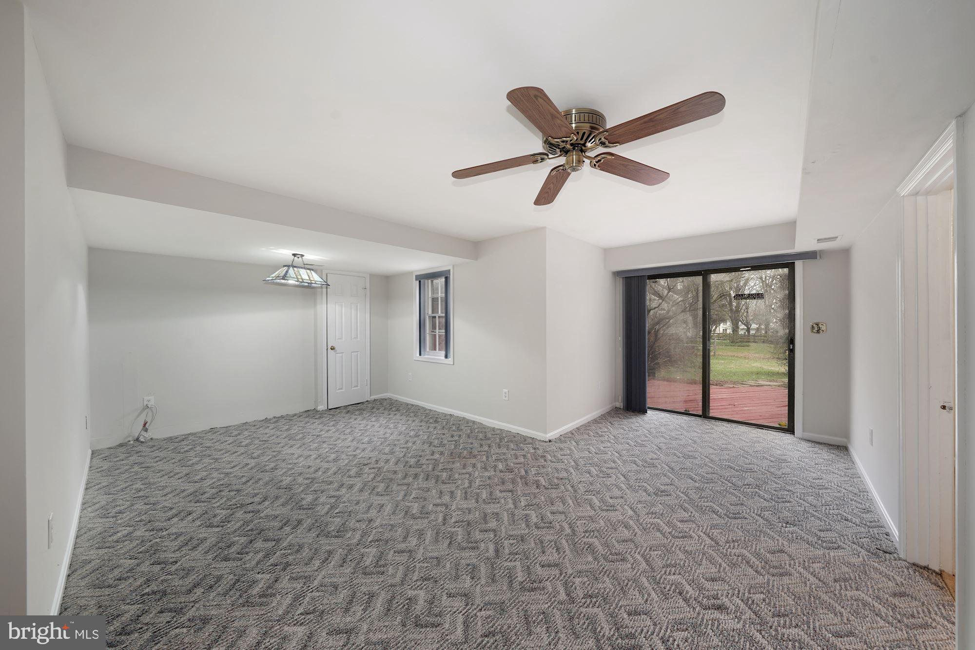 HALLOWELL - Residential