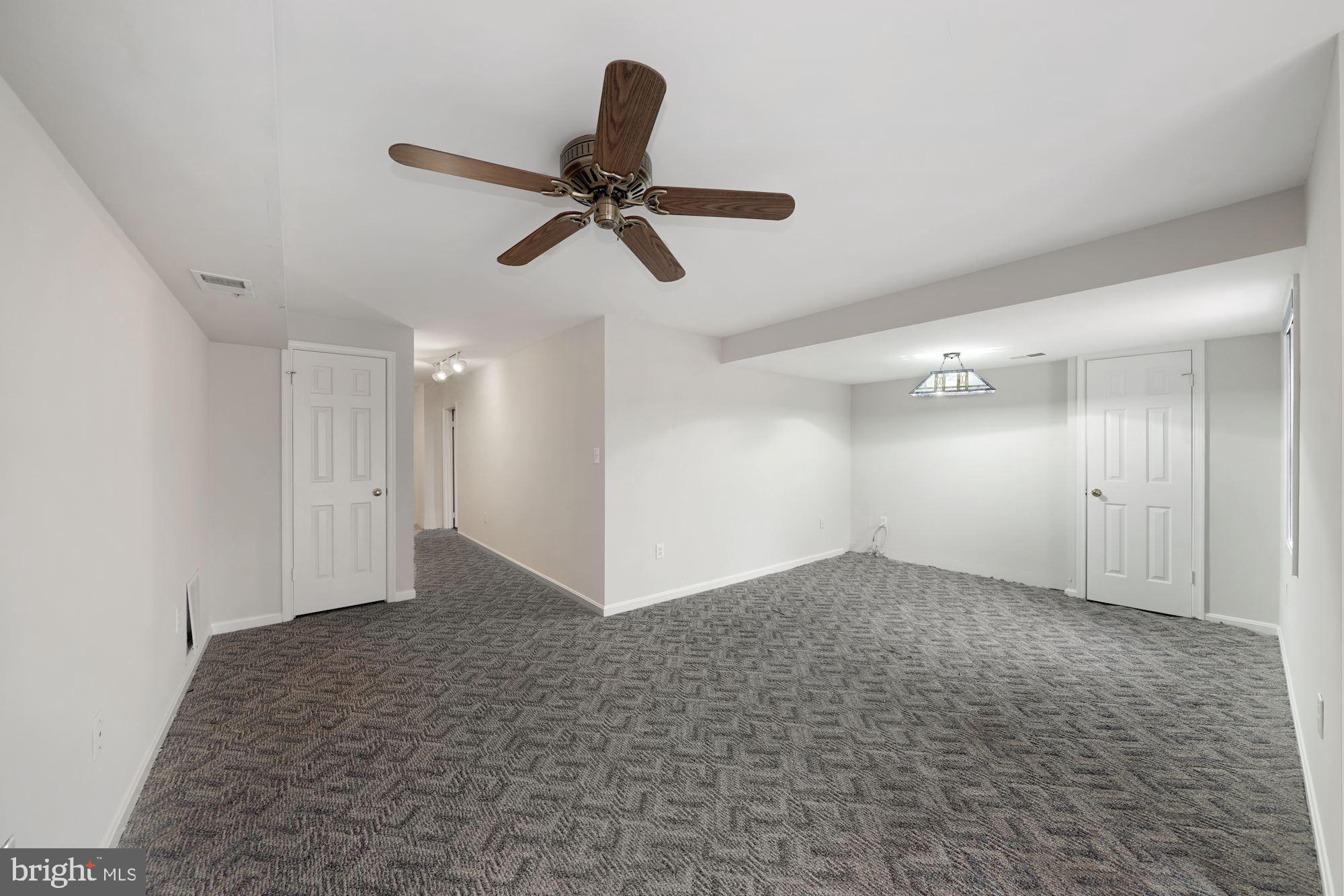 HALLOWELL - Residential