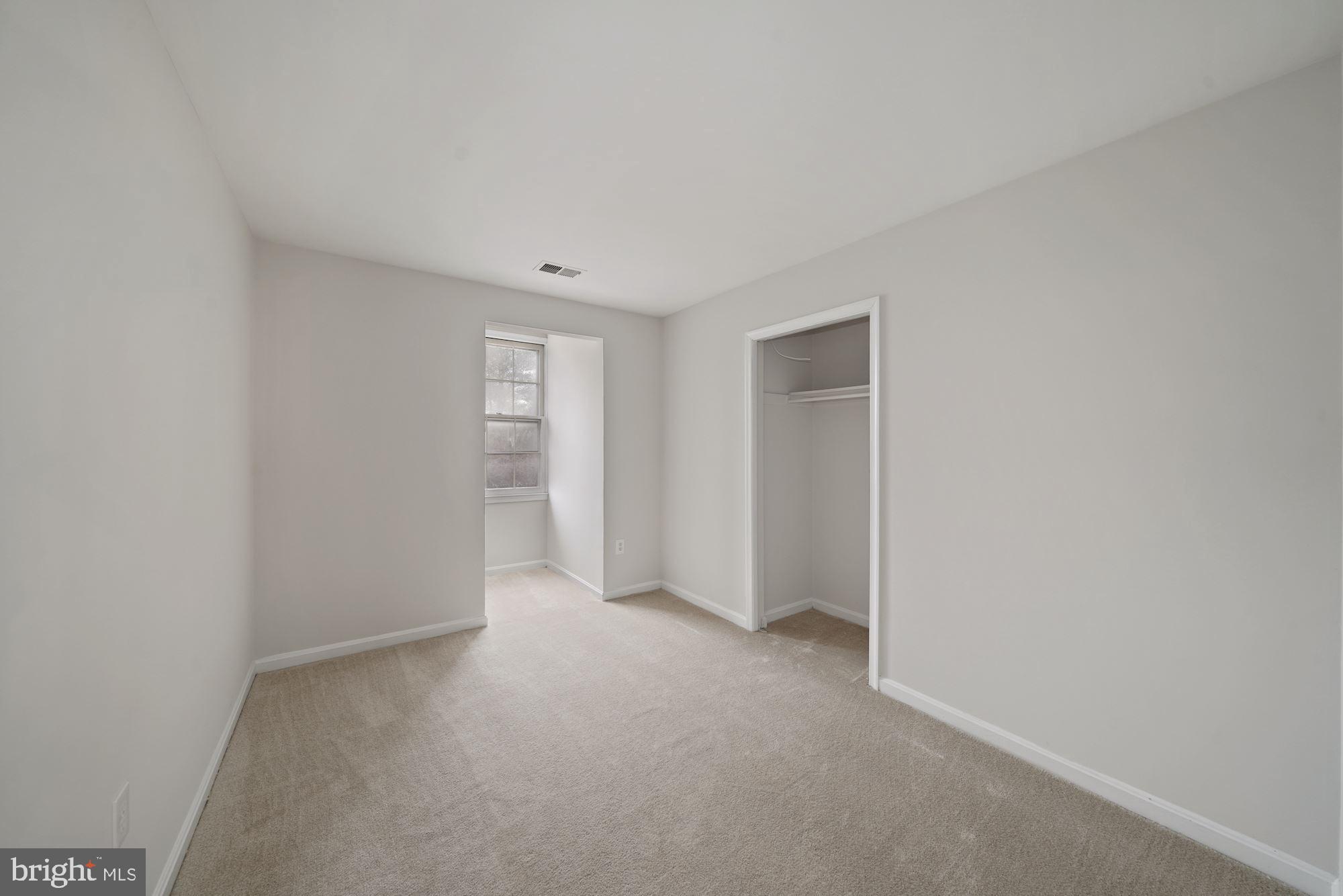 HALLOWELL - Residential