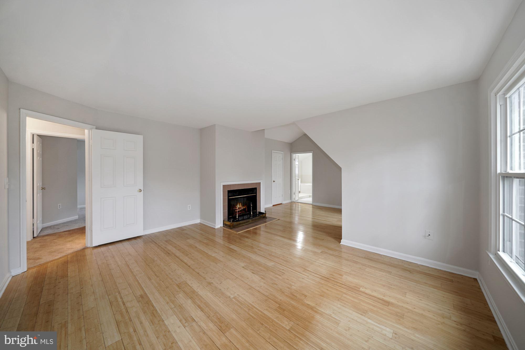 HALLOWELL - Residential