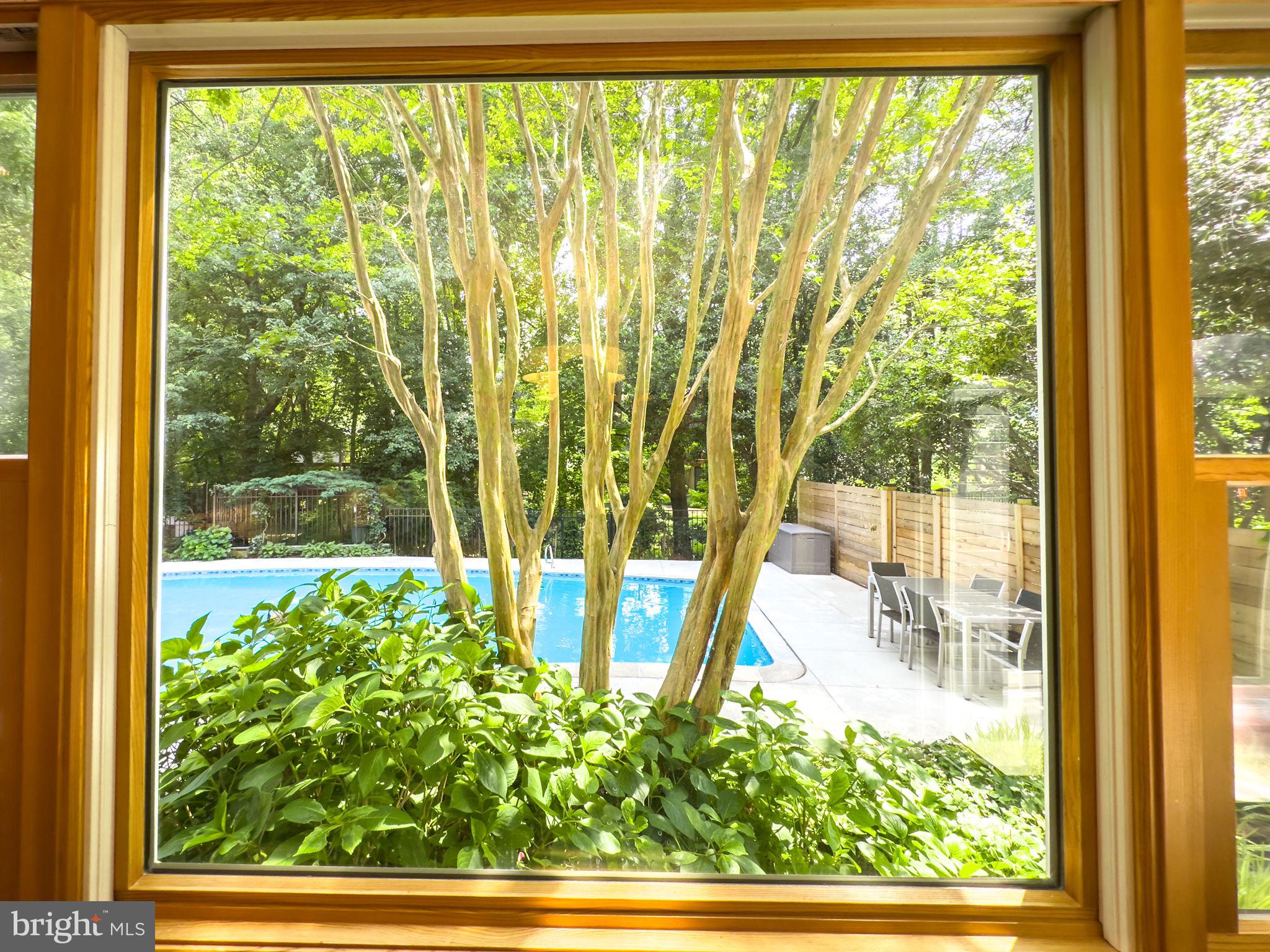 FOX MILL WOODS - Residential