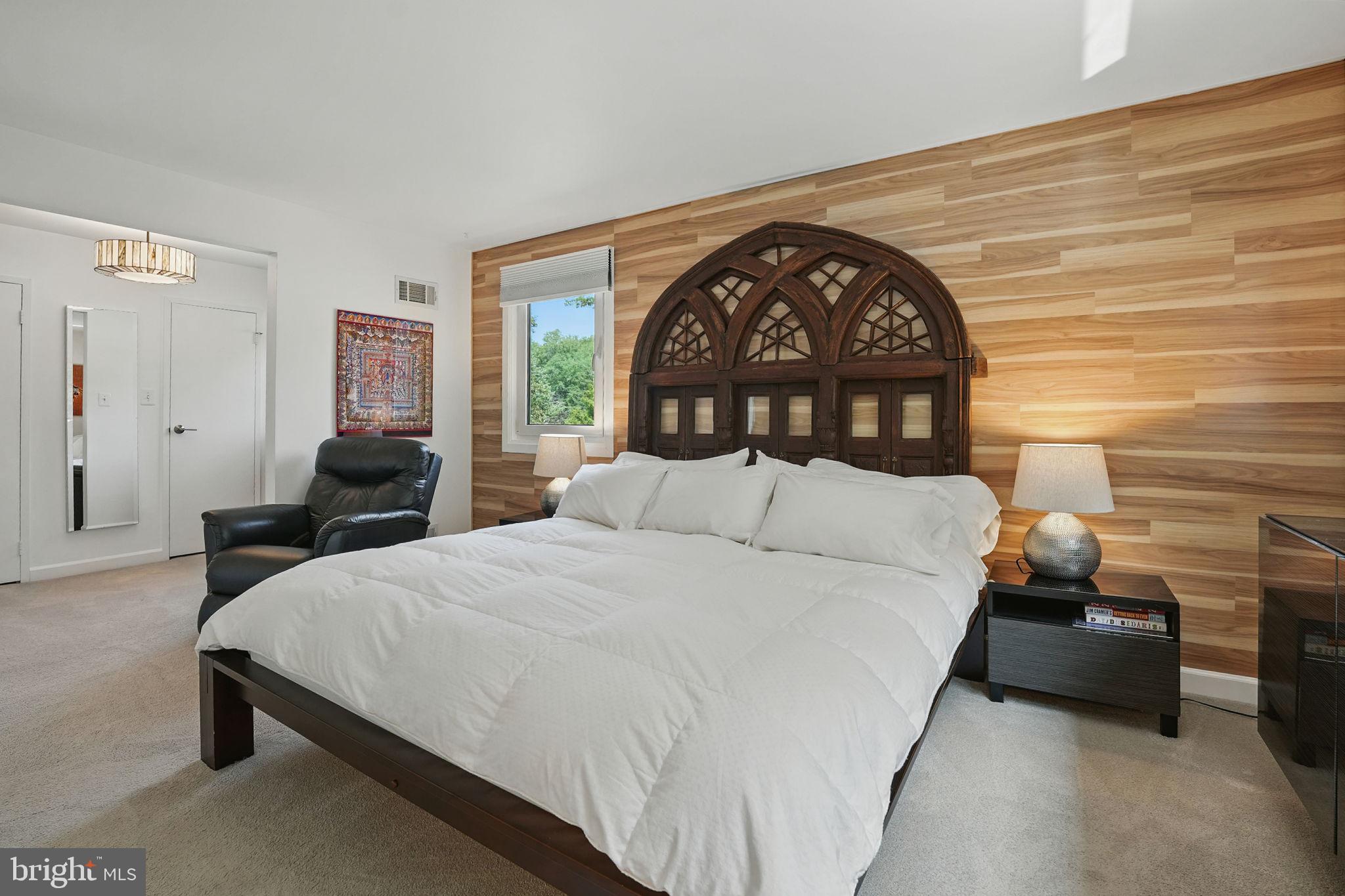 FOX MILL WOODS - Residential