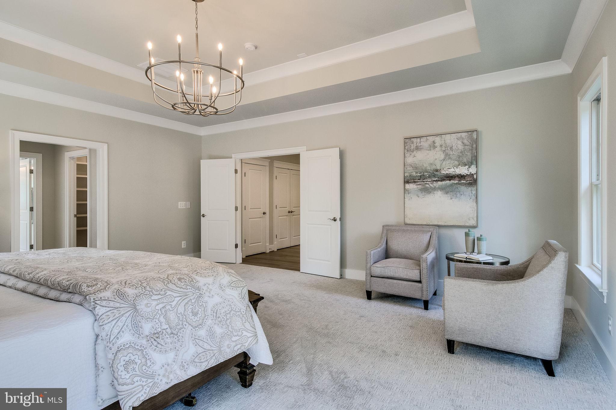 CHURCHILL - Residential