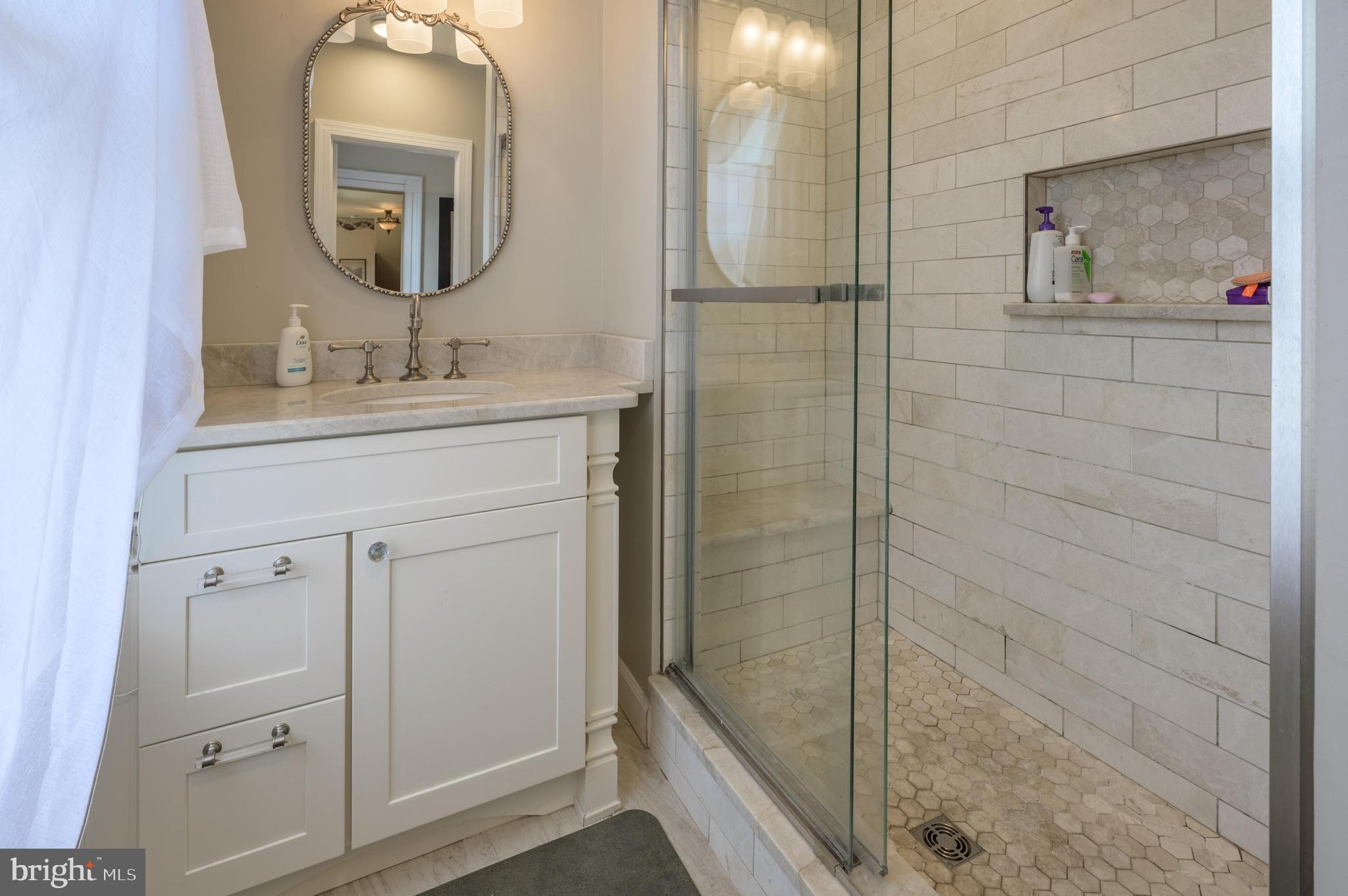 HISTORIC DISTRICT - Residential