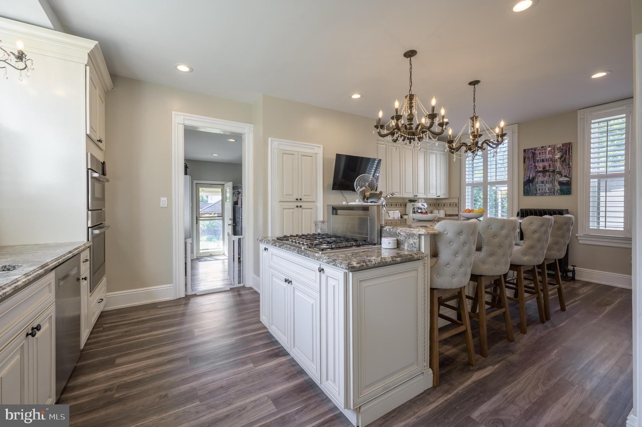 HISTORIC DISTRICT - Residential